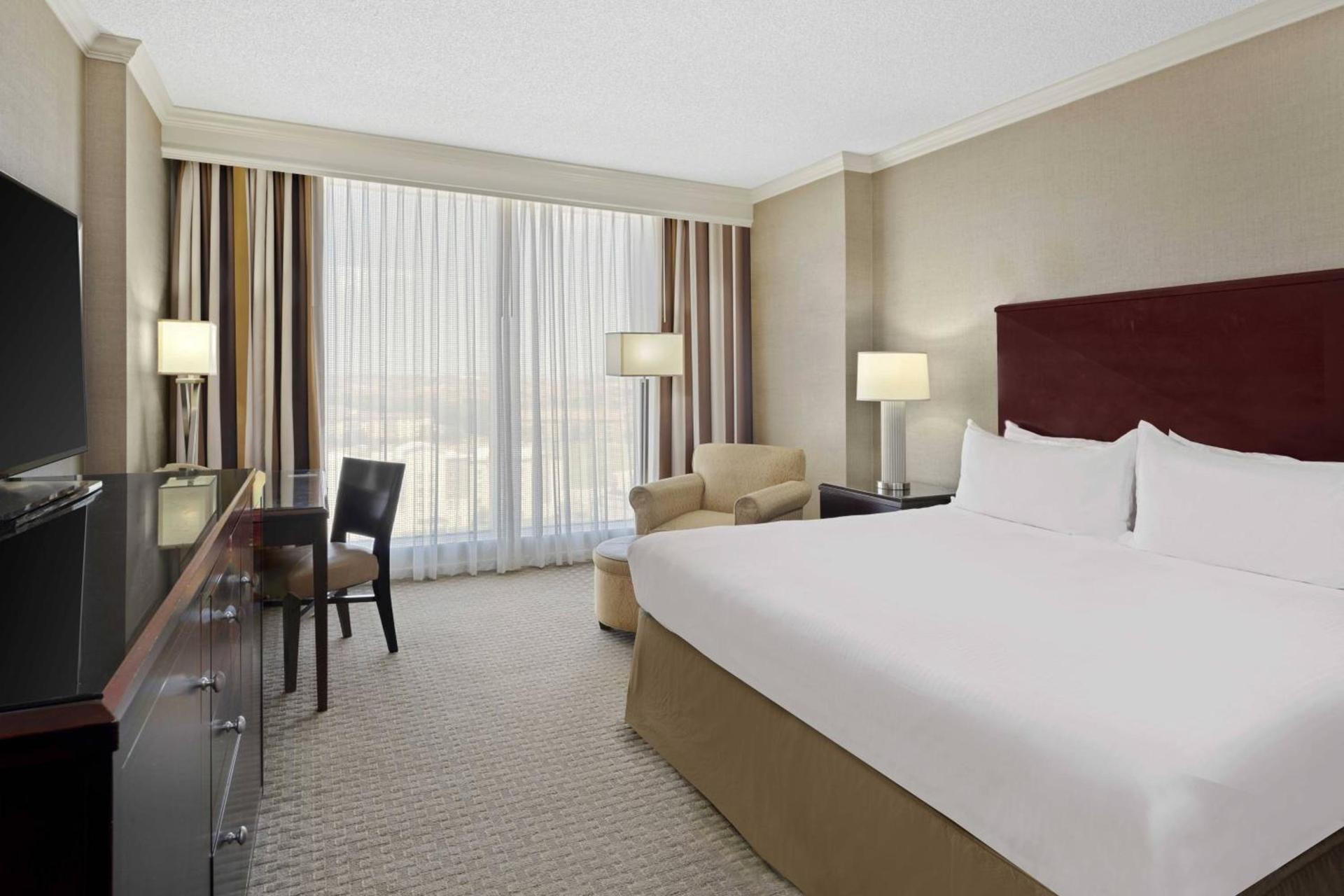 Renaissance Dallas North Hotel photo 2