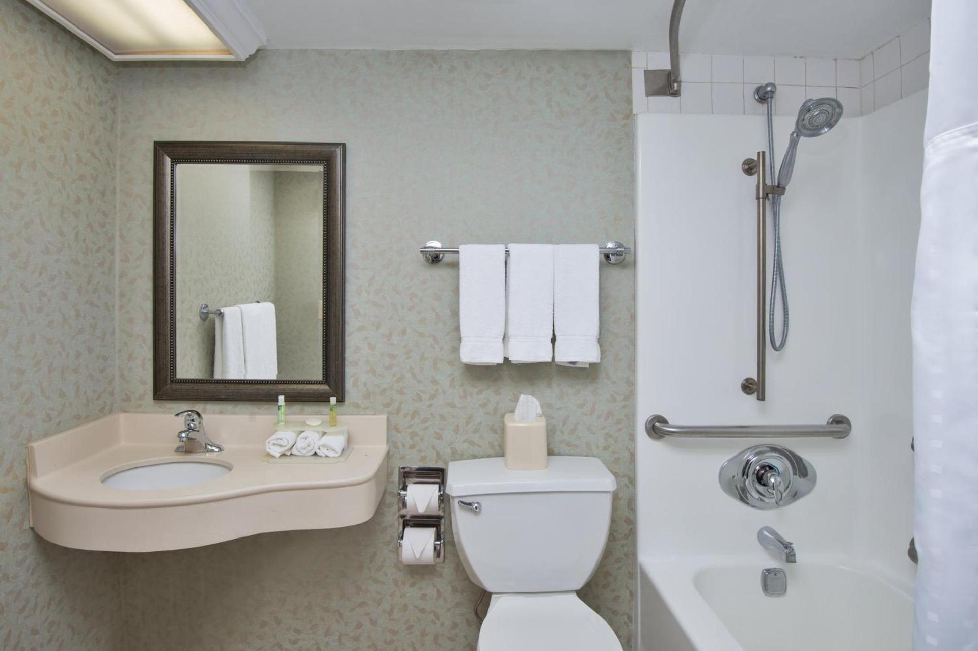 Holiday Inn Express Exton - Great Valley by IHG photo 48