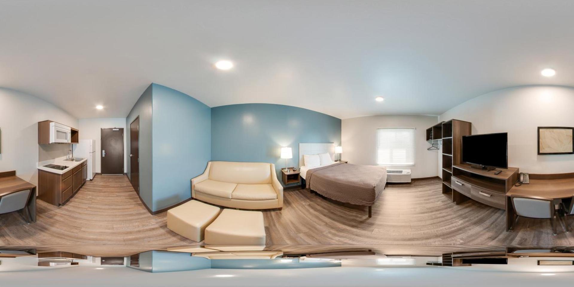 WoodSpring Suites Bakersfield Airport photo 33