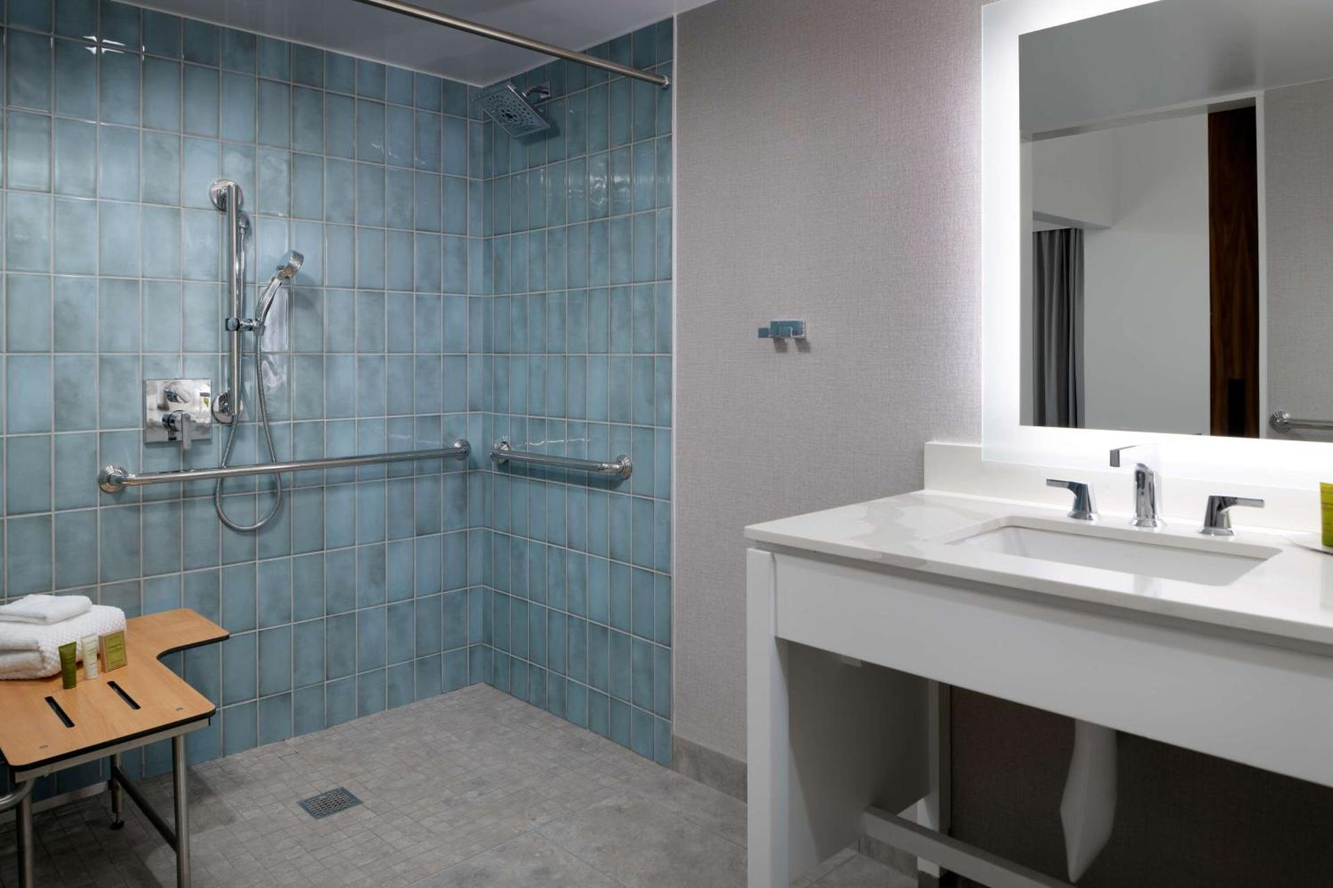 Hilton Los Angeles-Culver City, CA photo 28