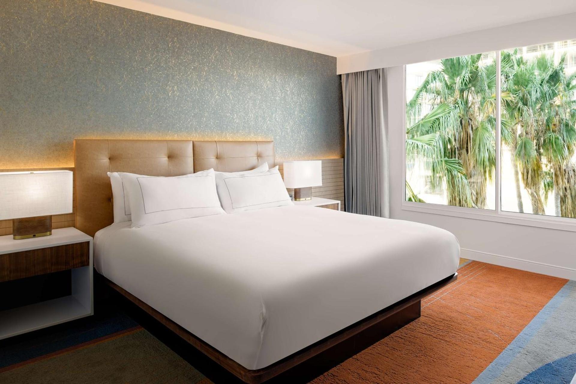 Hilton Los Angeles-Culver City, CA photo 49