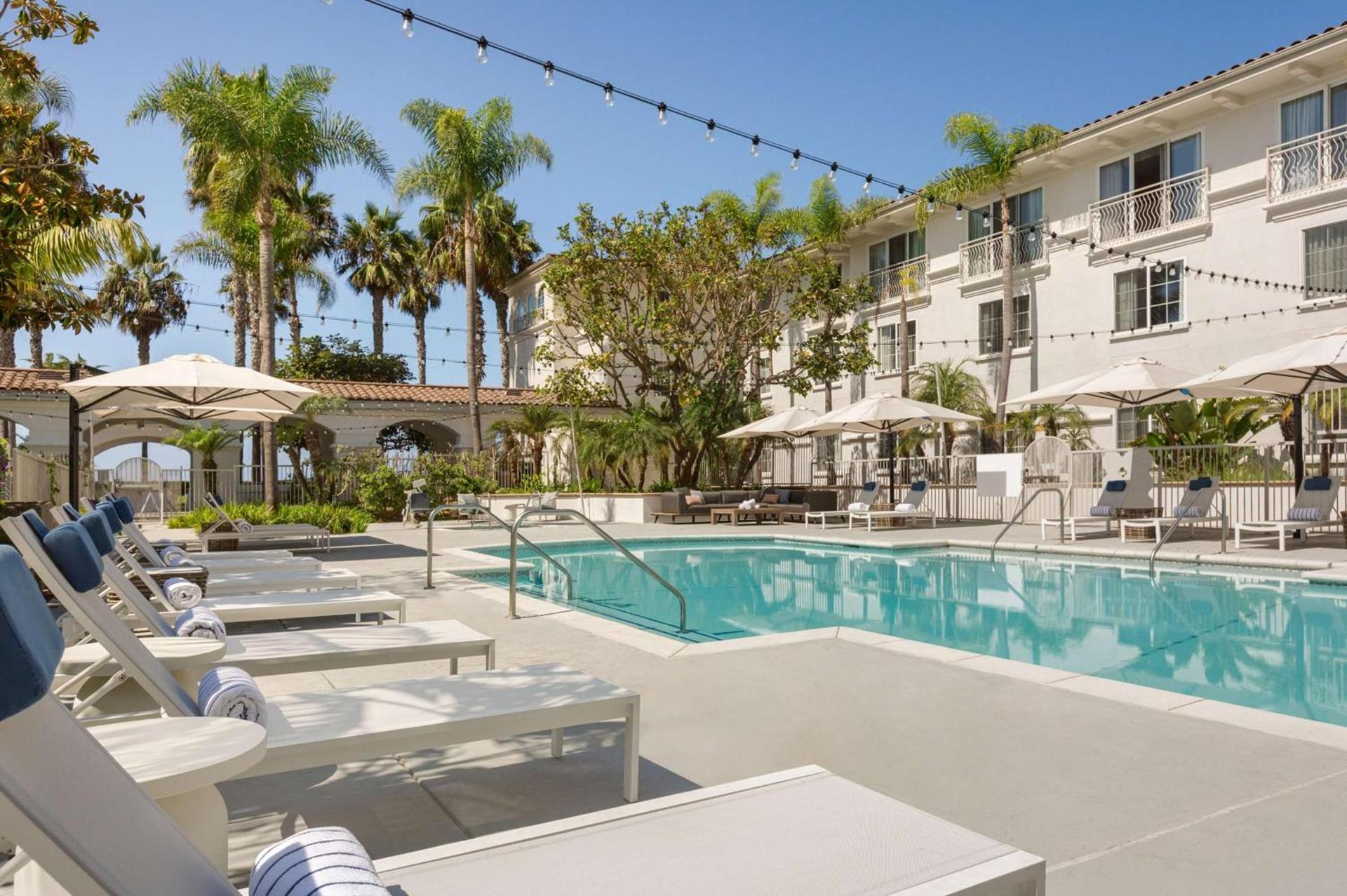 Hilton Garden Inn Carlsbad Beach photo 13