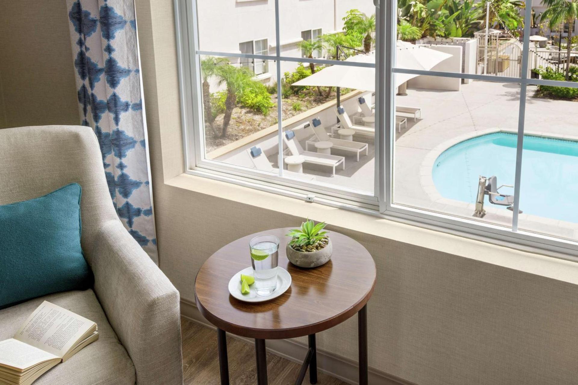 Hilton Garden Inn Carlsbad Beach photo 24