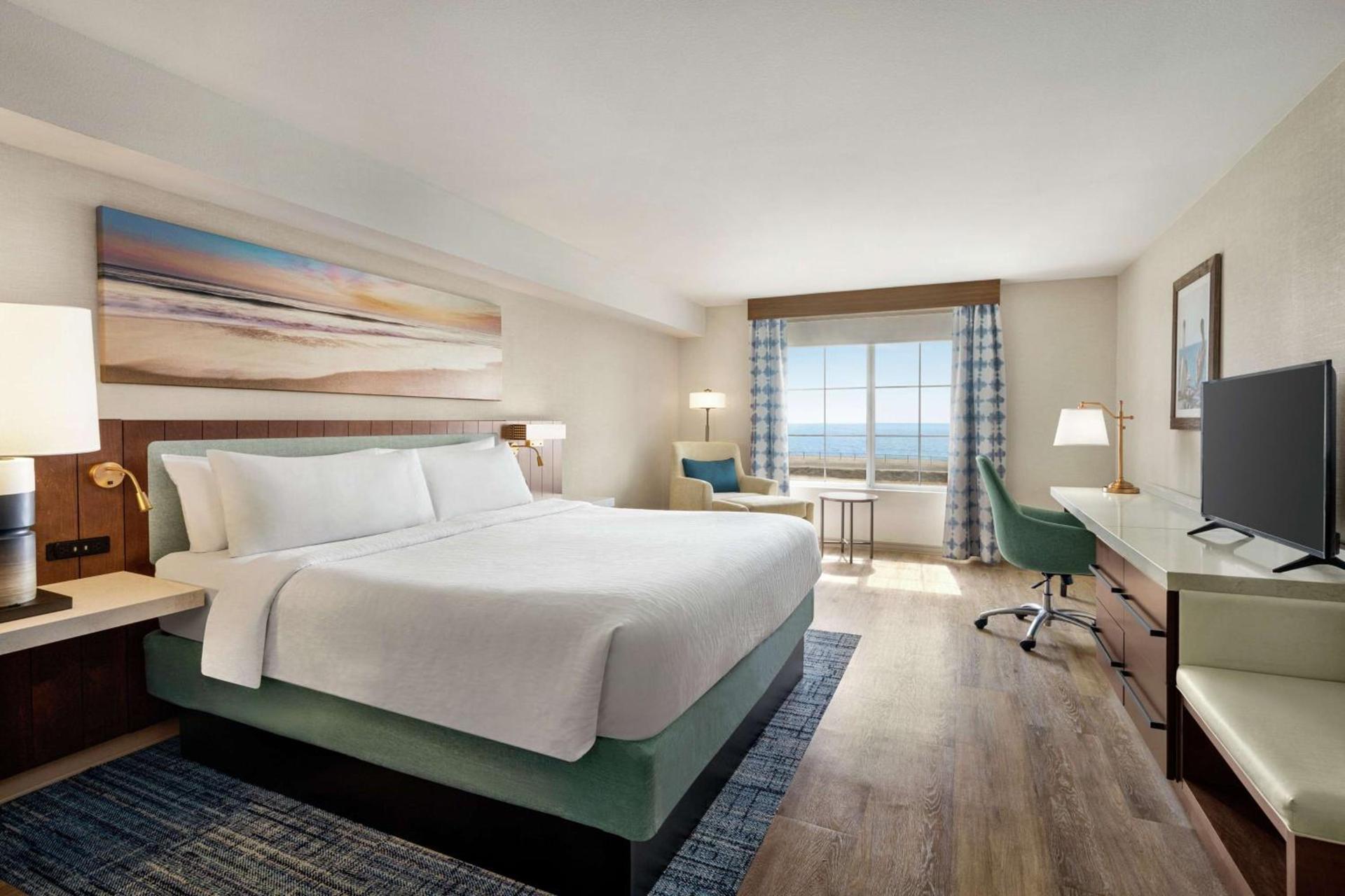 Hilton Garden Inn Carlsbad Beach photo 29