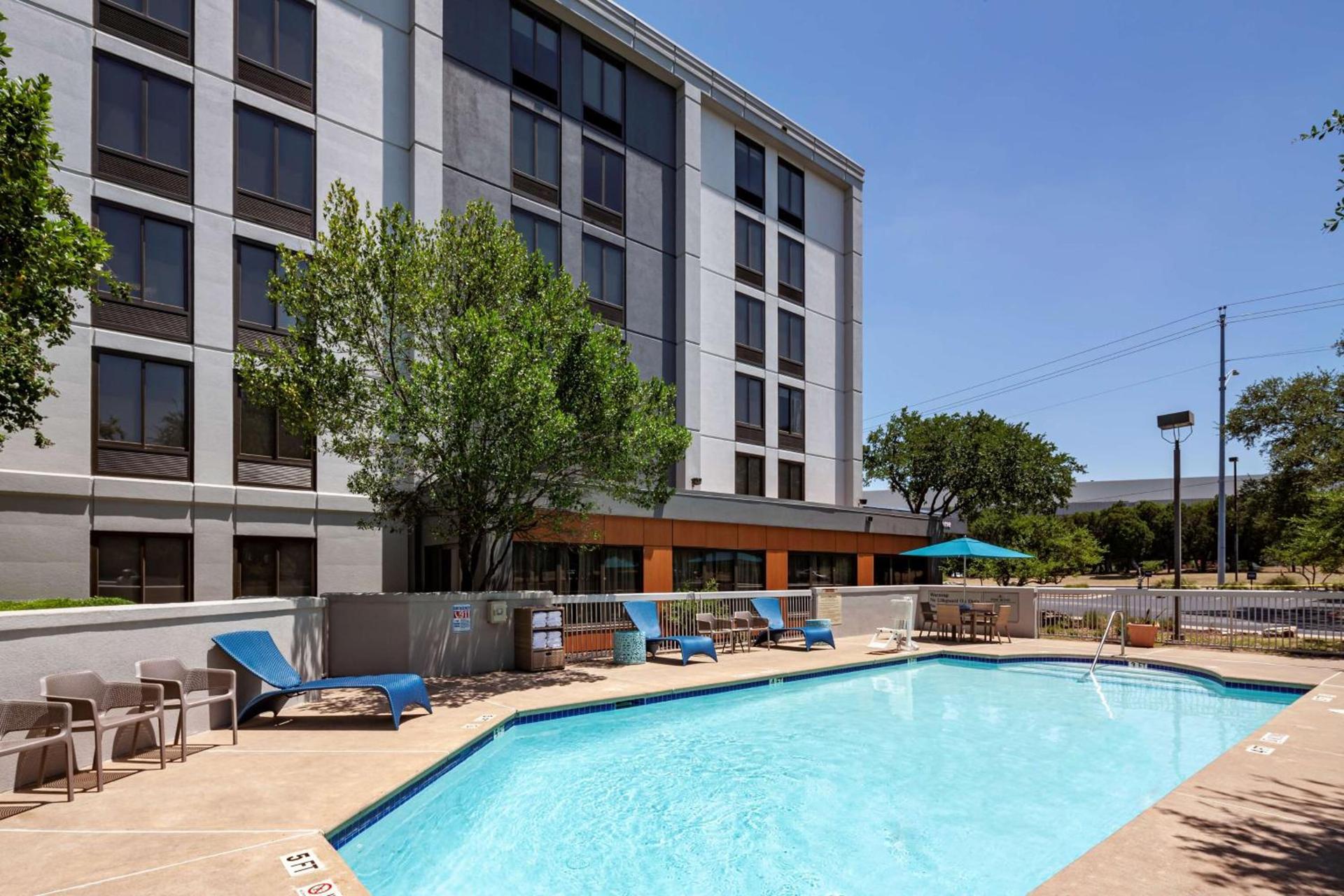 Hampton Inn Austin NW near The Domain photo 6