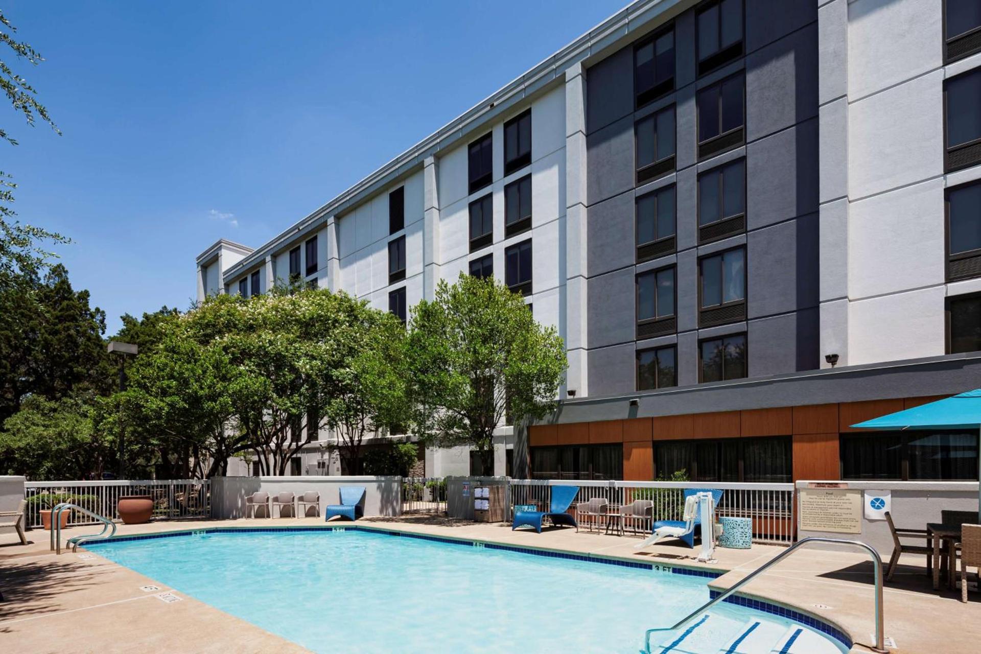 Hampton Inn Austin NW near The Domain photo 5
