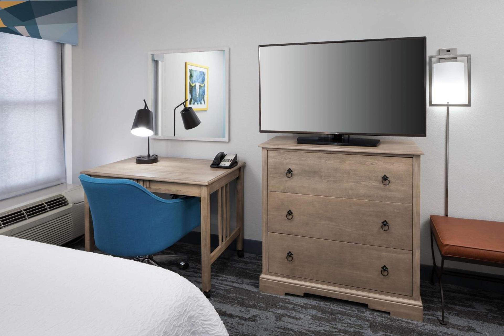 Hampton Inn Austin Round Rock photo 31