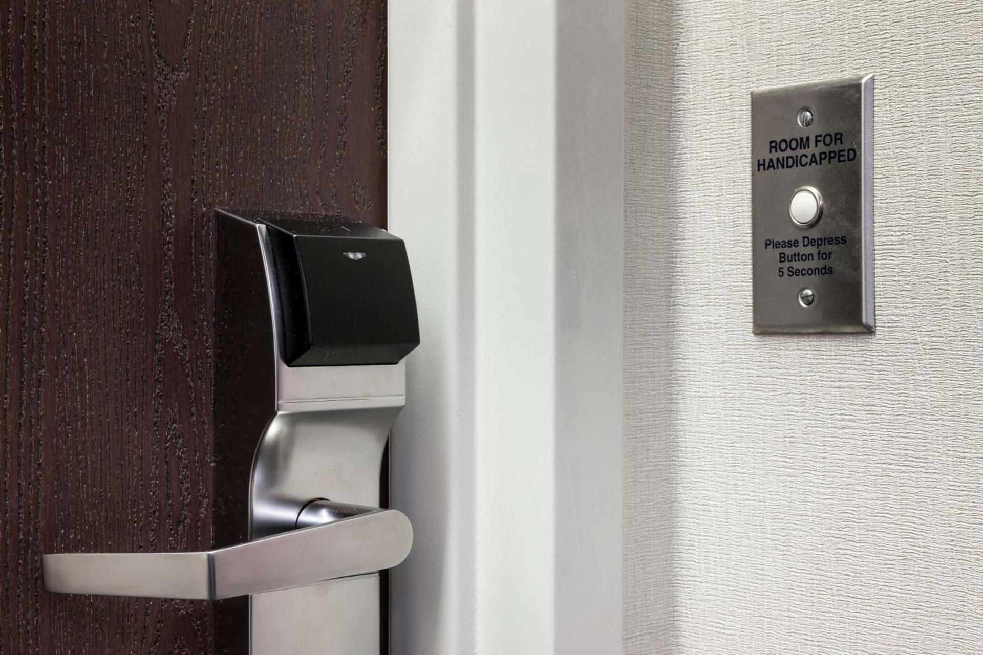 Hampton Inn Austin Round Rock photo 36