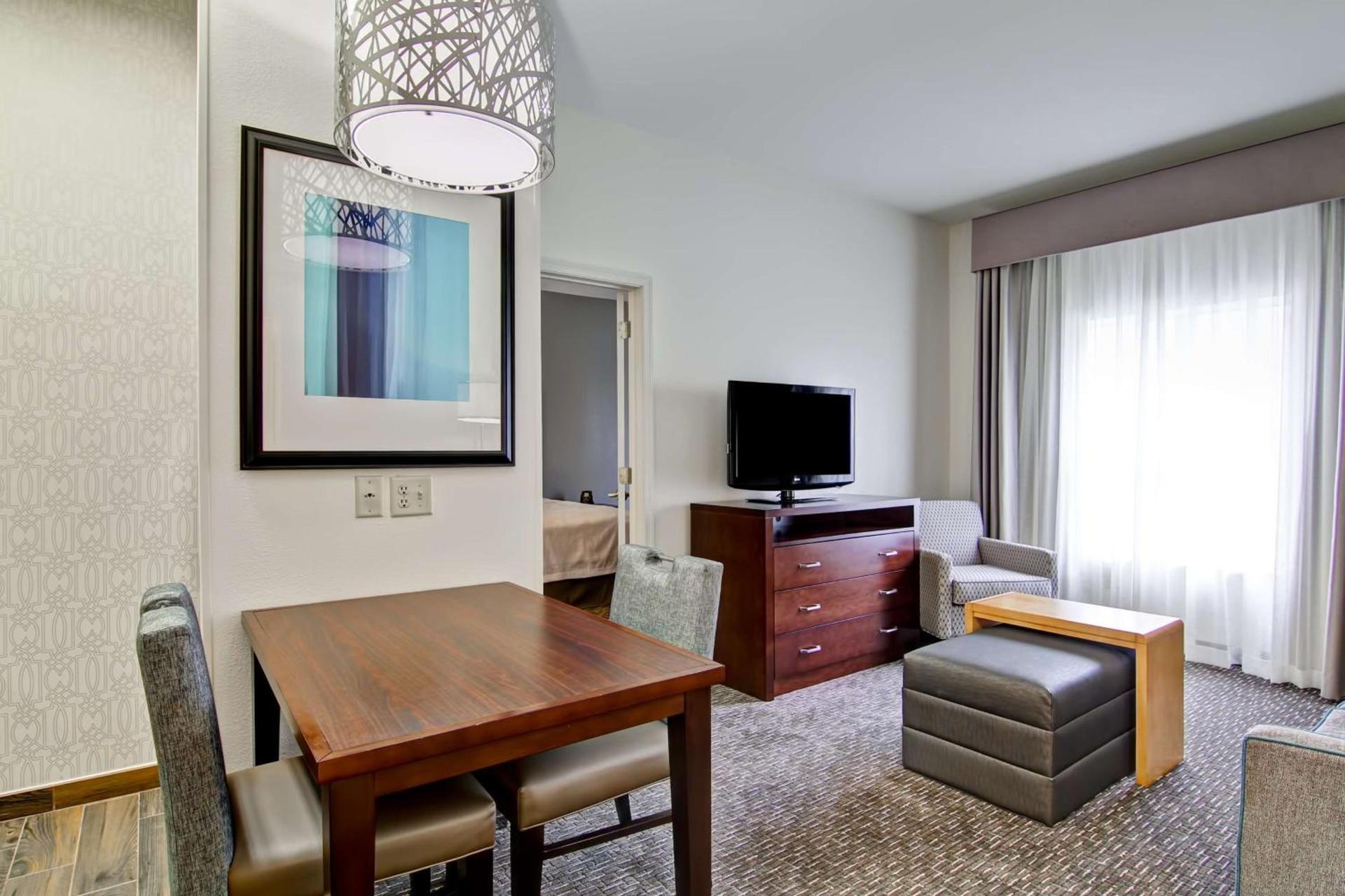 Homewood Suites by Hilton Newark-Cranford photo 21