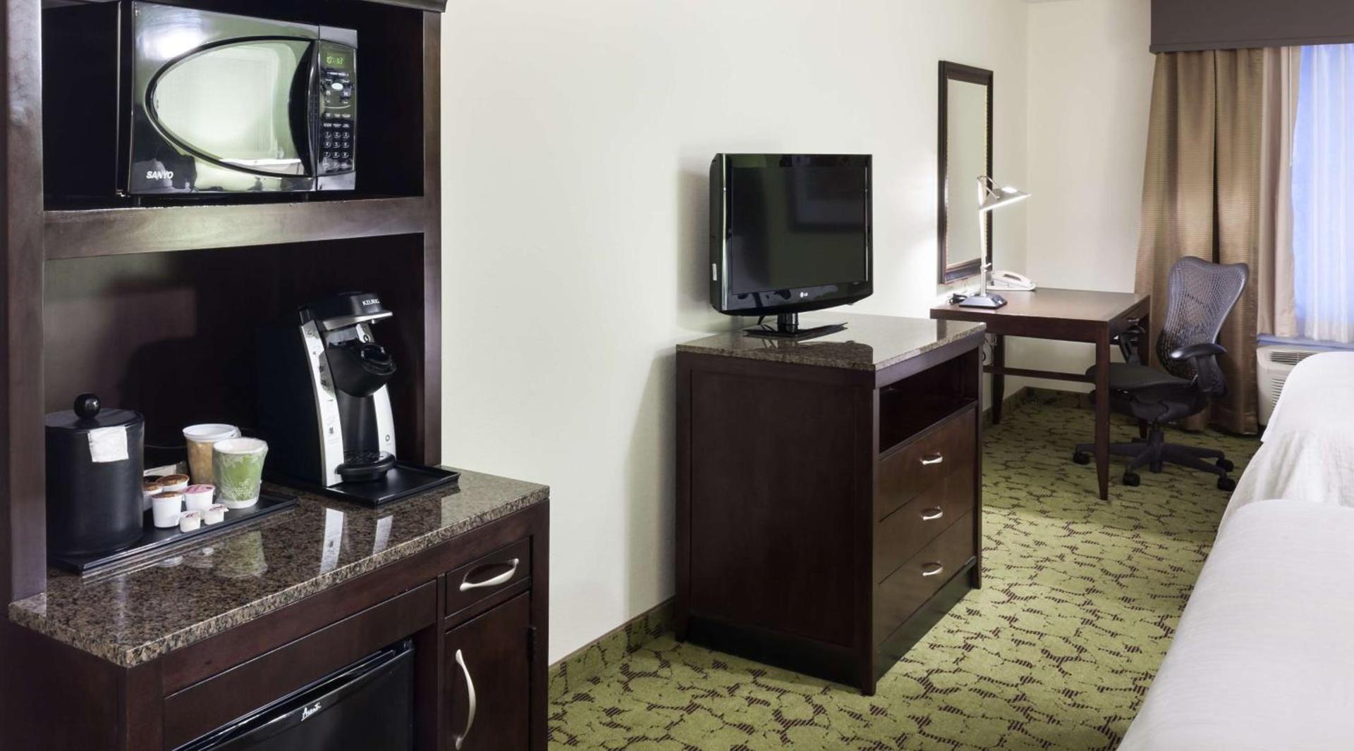 Hilton Garden Inn Denver Highlands Ranch photo 24