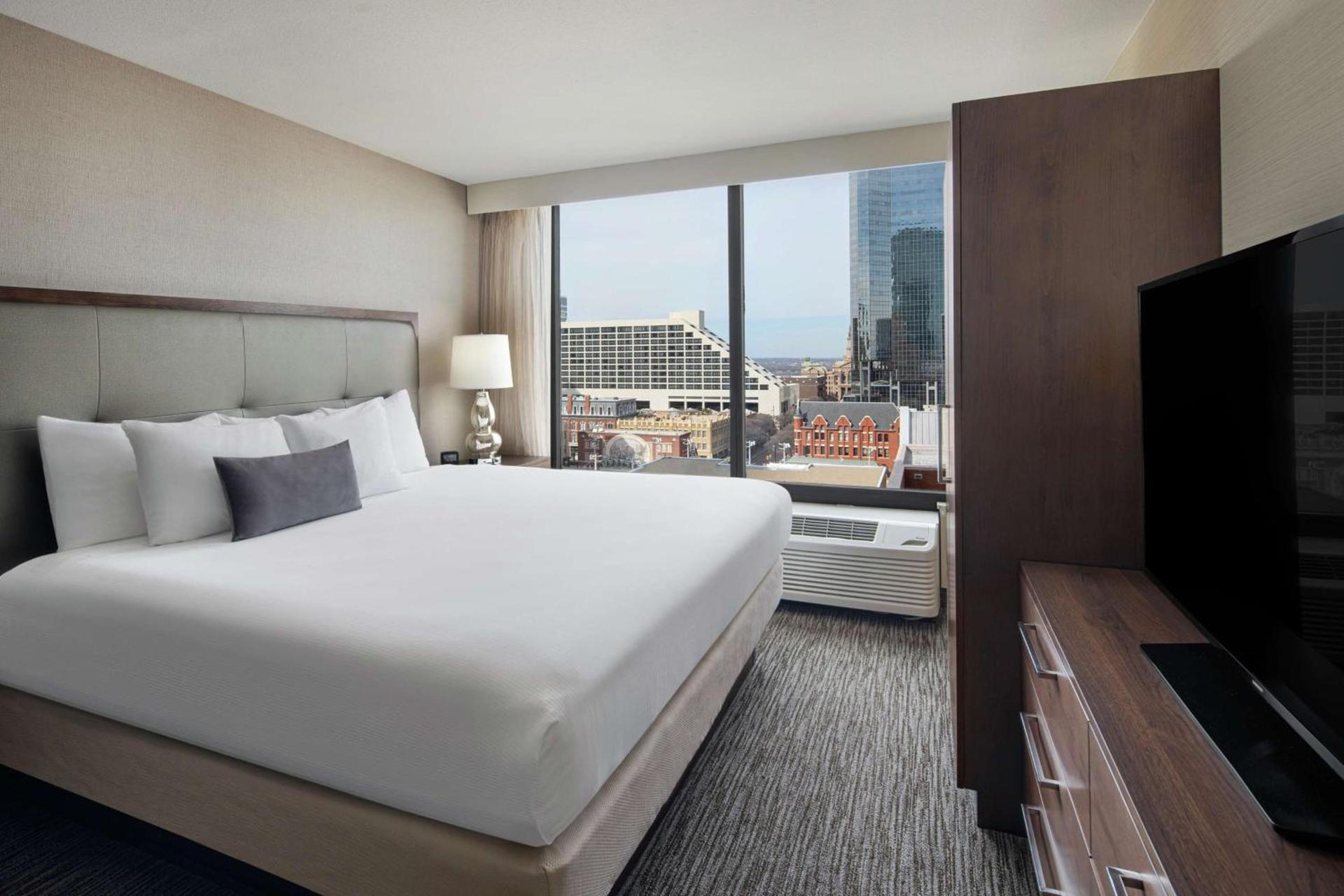 Embassy Suites by Hilton Fort Worth Downtown photo 16