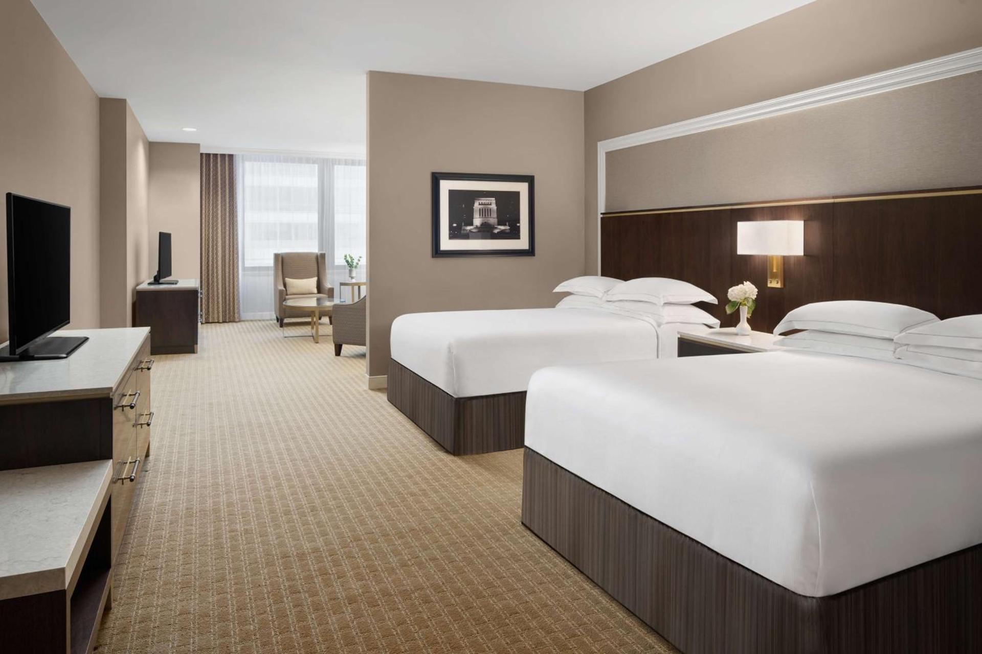 Hilton Indianapolis Hotel & Suites photo 22