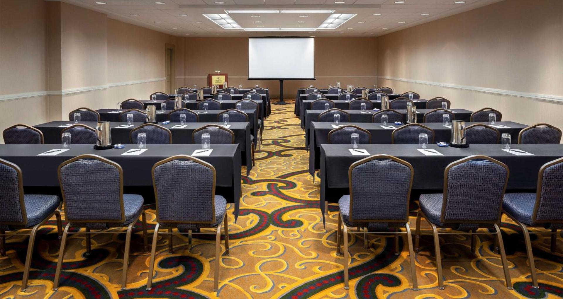 Hilton Indianapolis Hotel & Suites photo 38