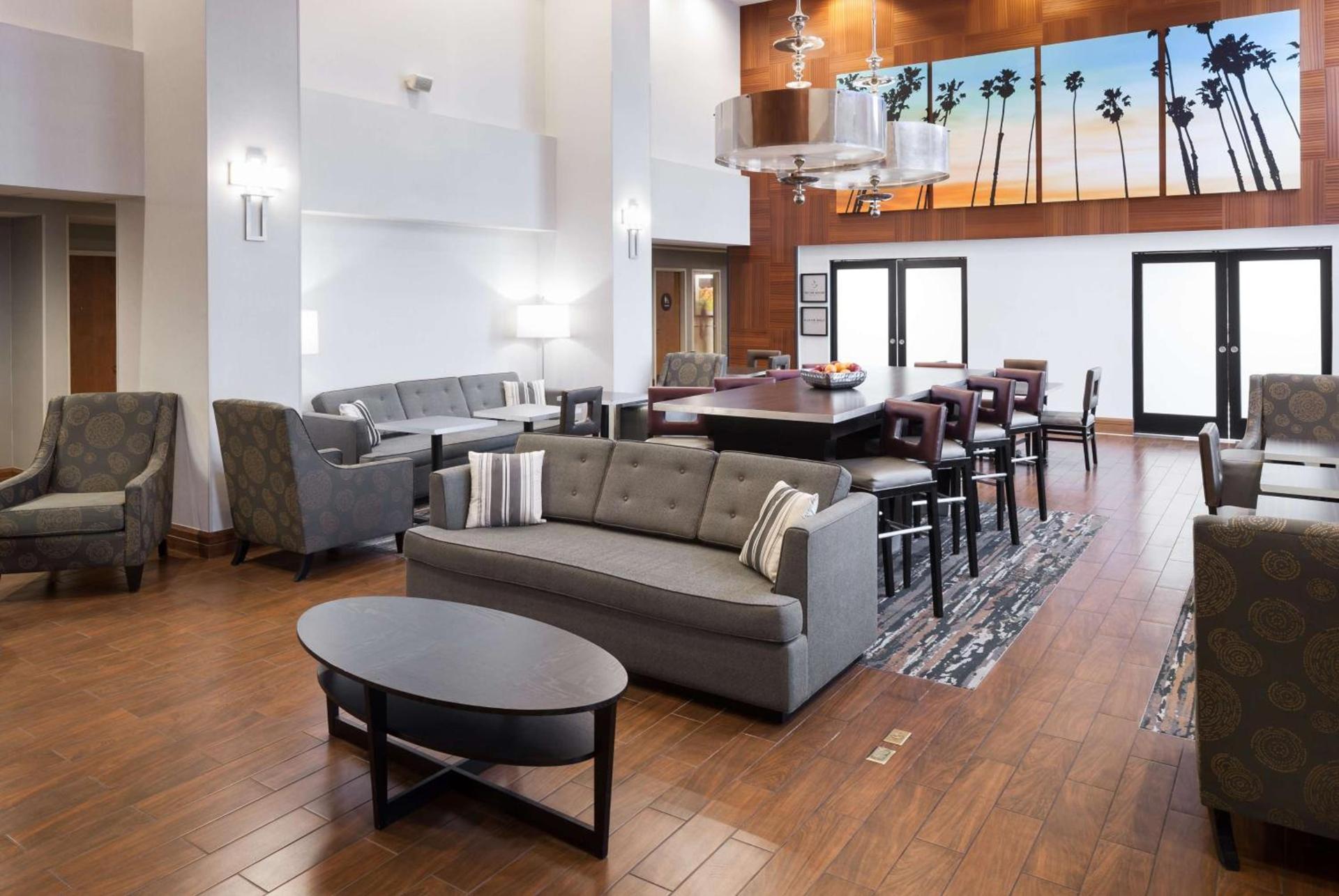 Hampton Inn Los Angeles Orange County Cypress photo 9