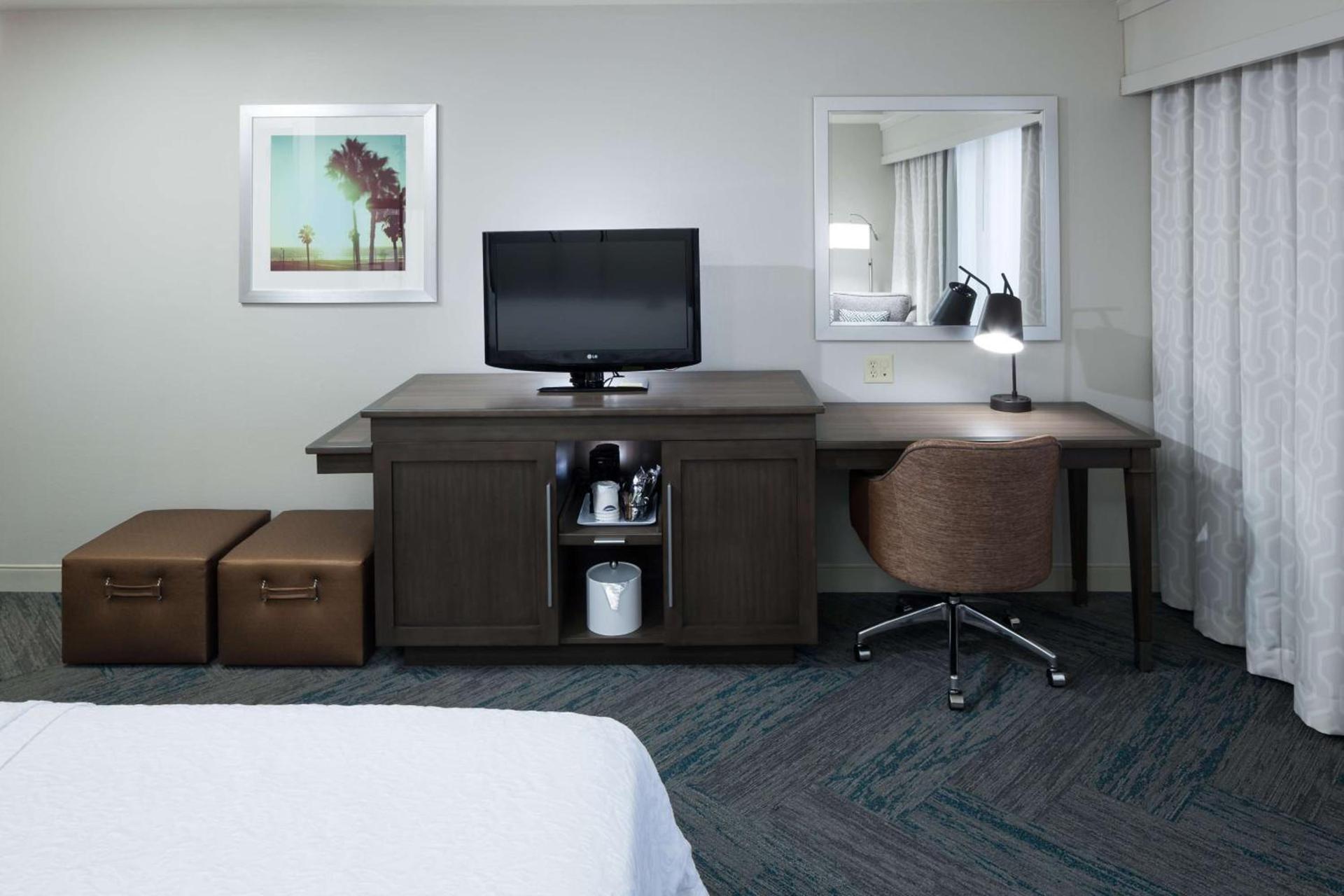 Hampton Inn Los Angeles Orange County Cypress photo 16