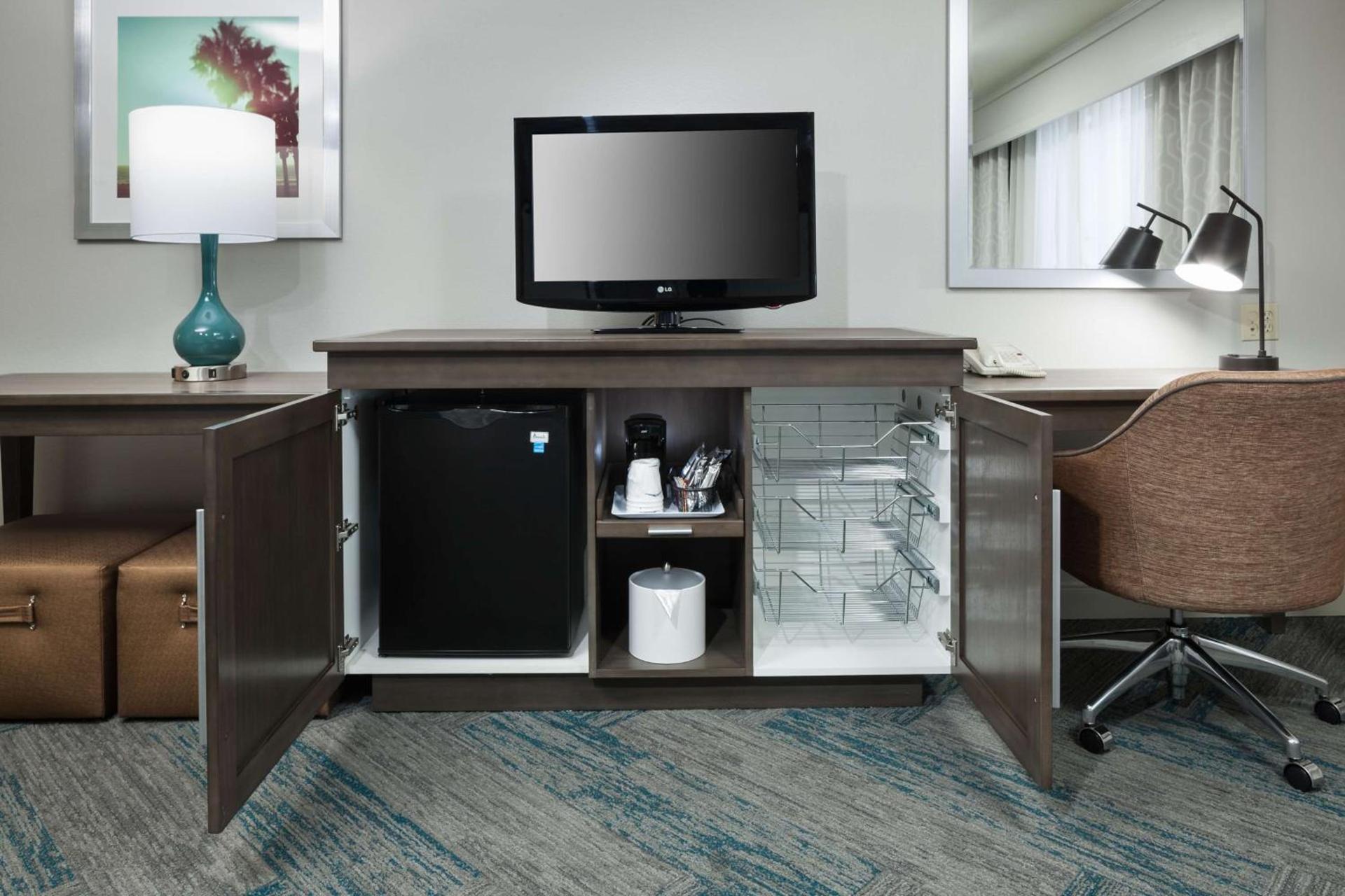 Hampton Inn Los Angeles Orange County Cypress photo 24