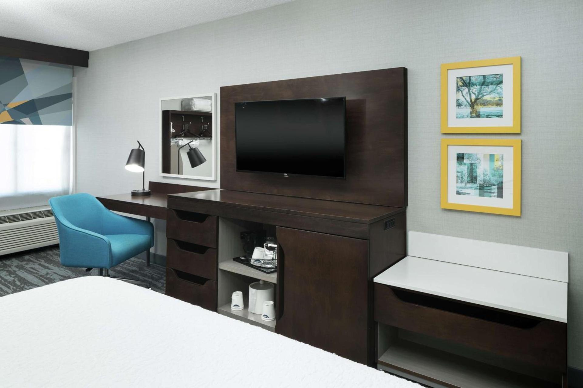 Hampton Inn Los Angeles Santa Clarita photo 15