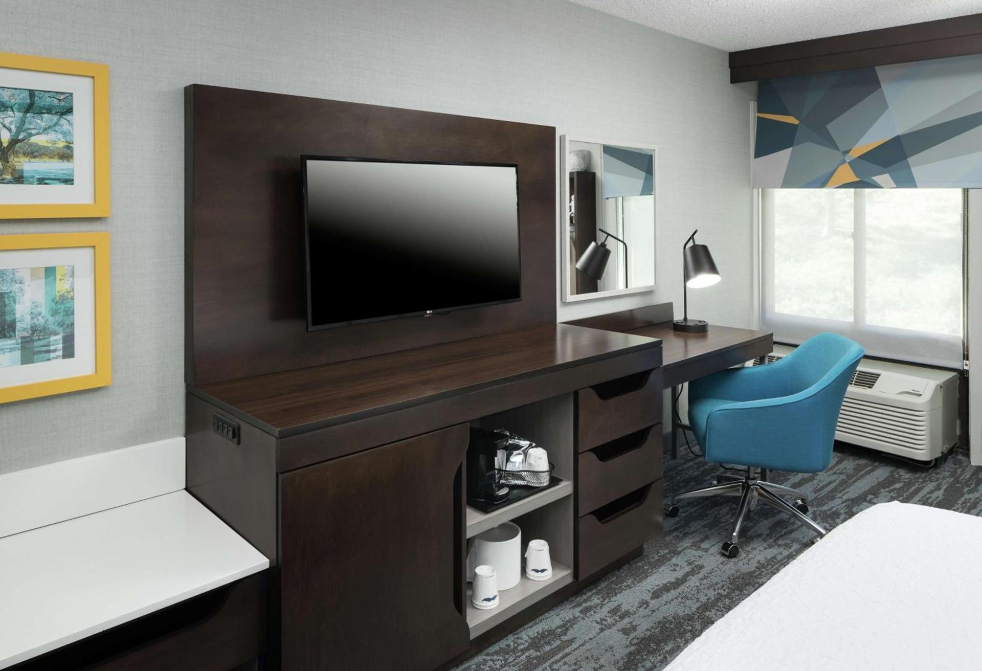 Hampton Inn Los Angeles Santa Clarita photo 18