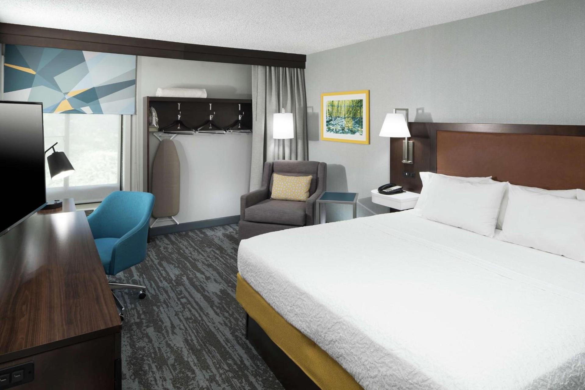 Hampton Inn Los Angeles Santa Clarita photo 17