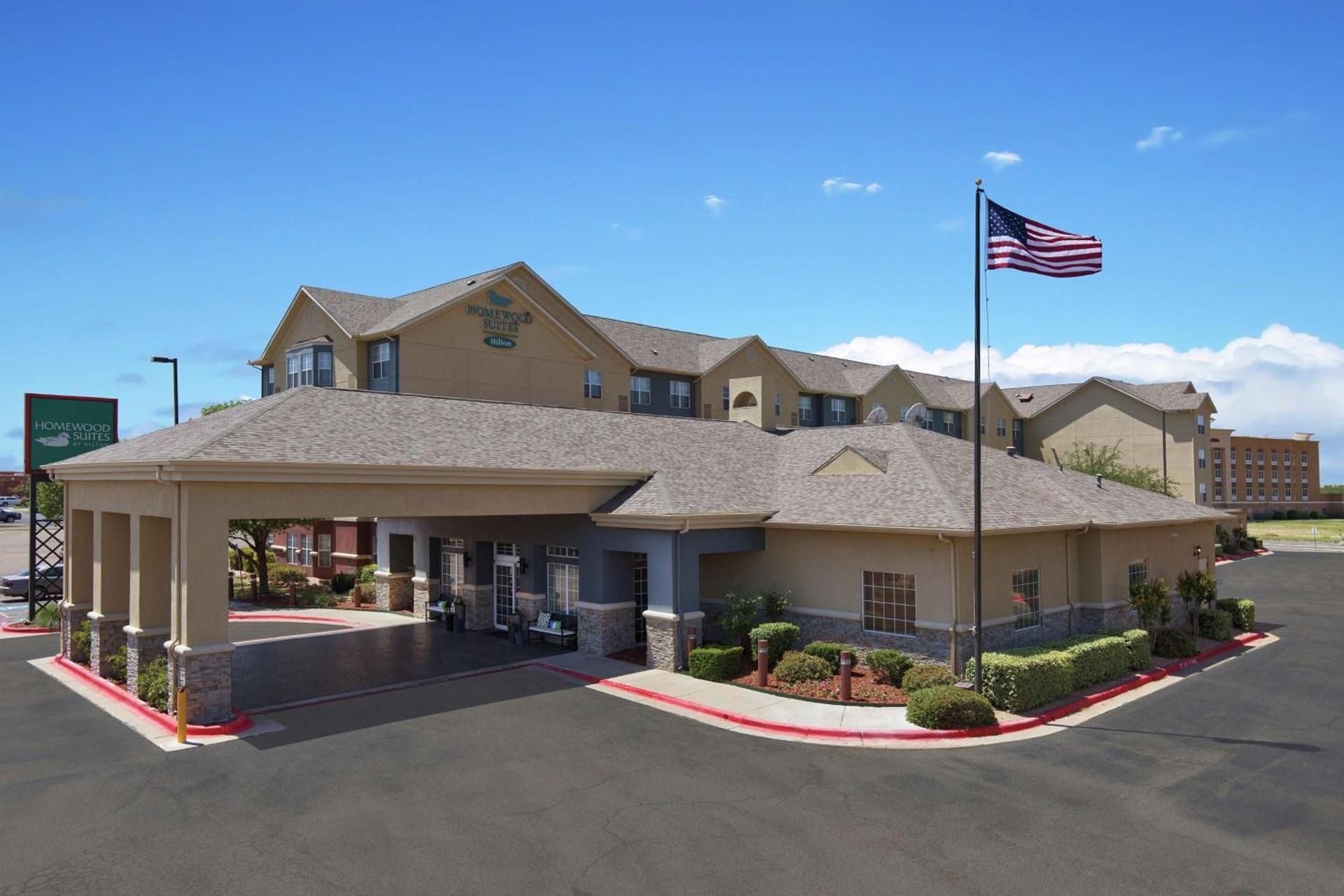 Homewood Suites by Hilton Lubbock photo 1