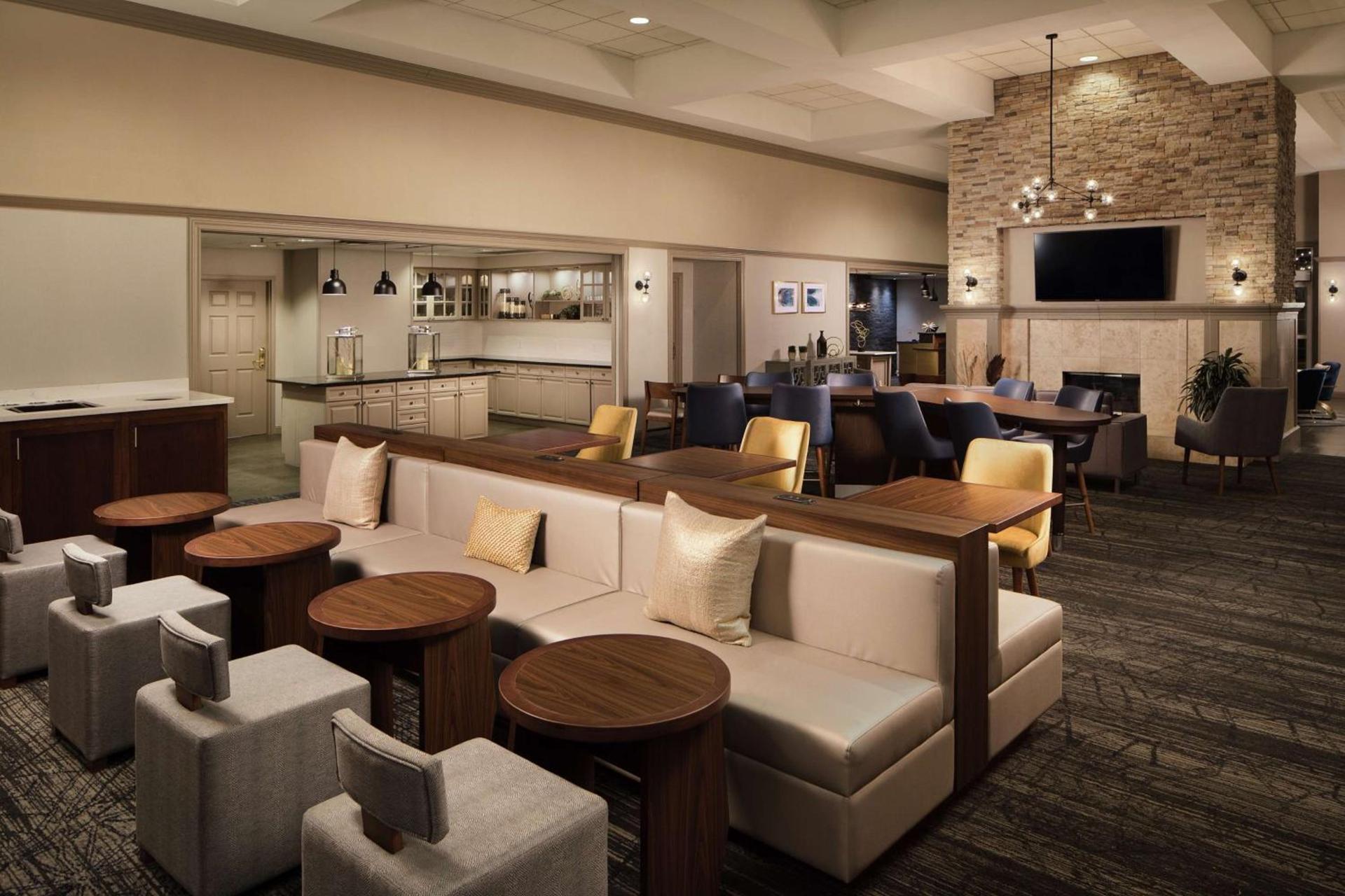 Homewood Suites by Hilton Lubbock photo 4