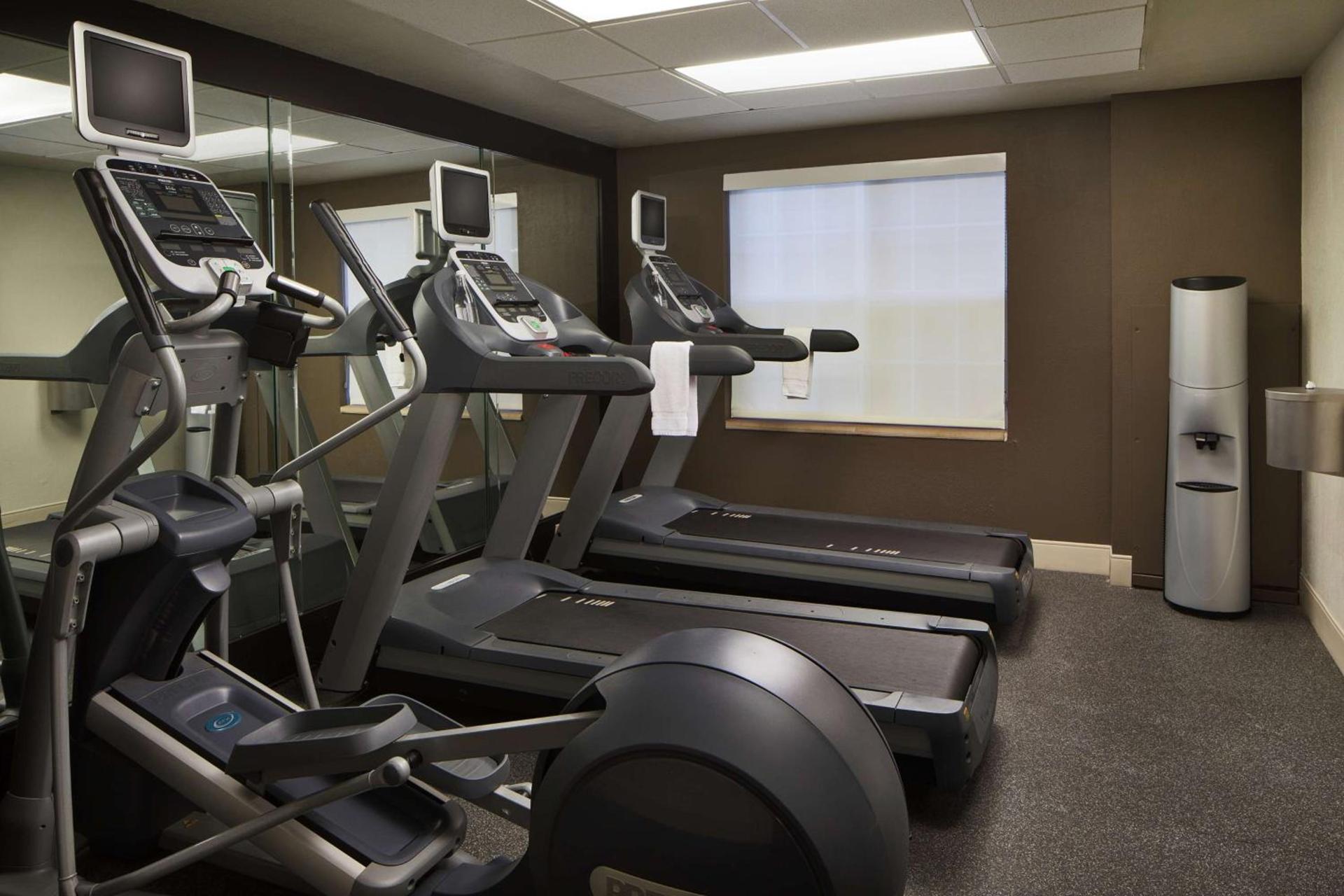 Homewood Suites by Hilton Lubbock photo 9