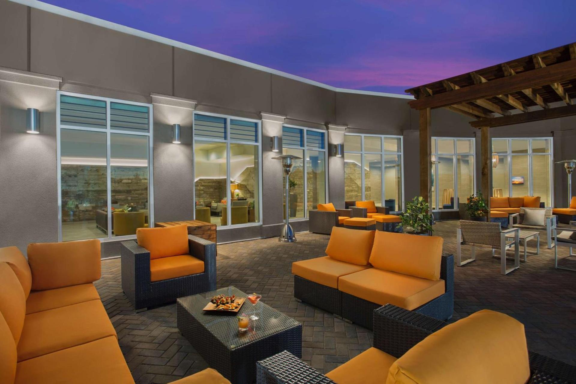 Hilton Garden Inn Lubbock photo 2