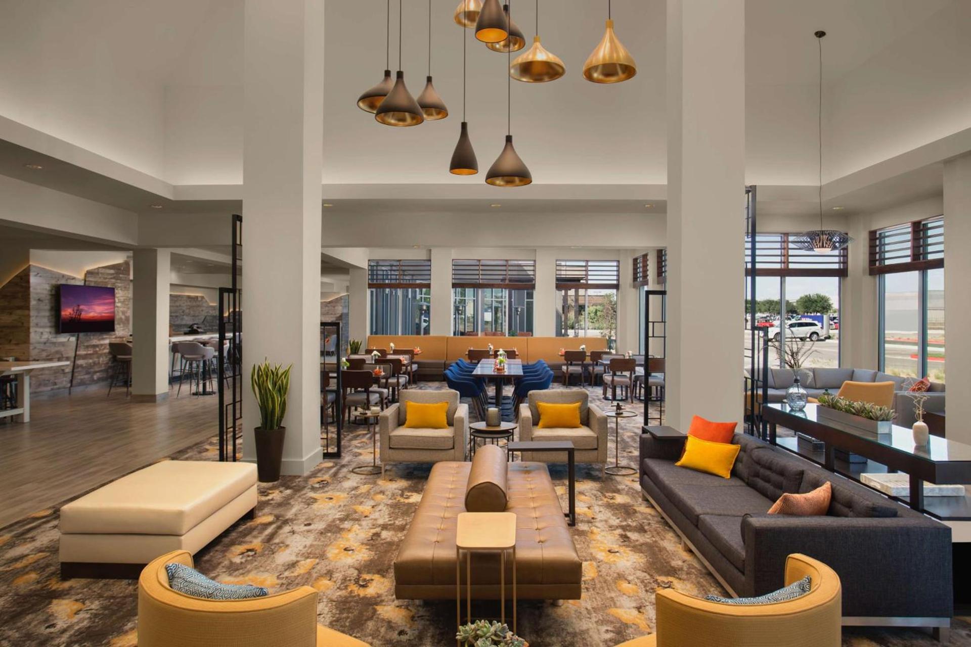 Hilton Garden Inn Lubbock photo 8