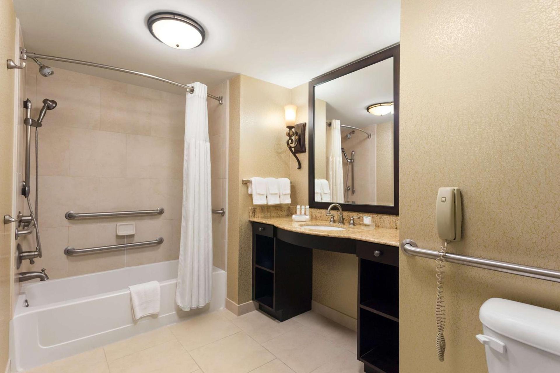 Homewood Suites Lafayette-Airport photo 17
