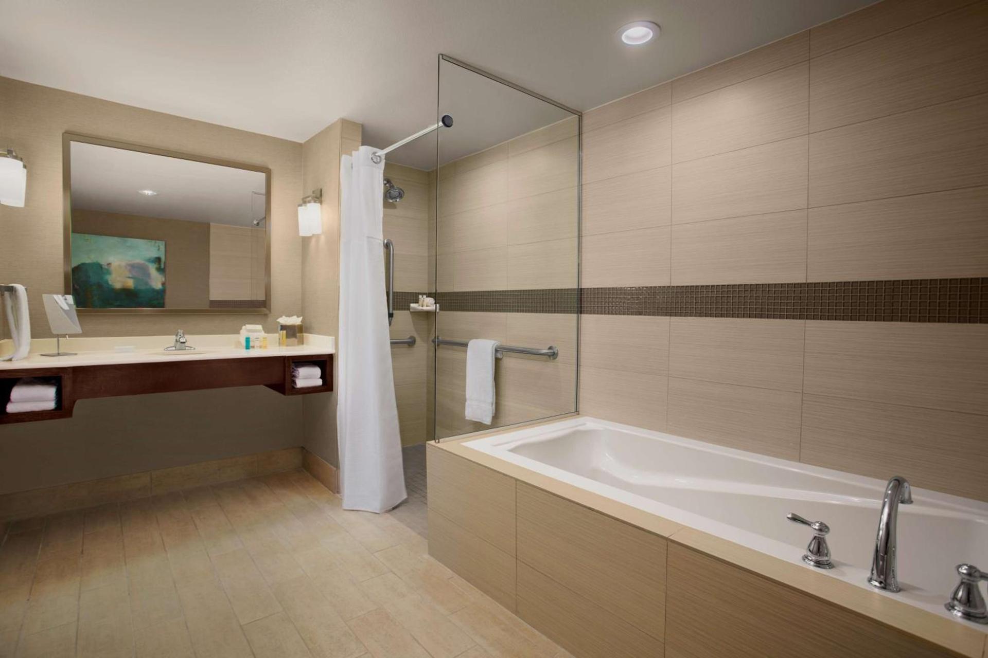 Hilton Garden Inn Lubbock photo 21