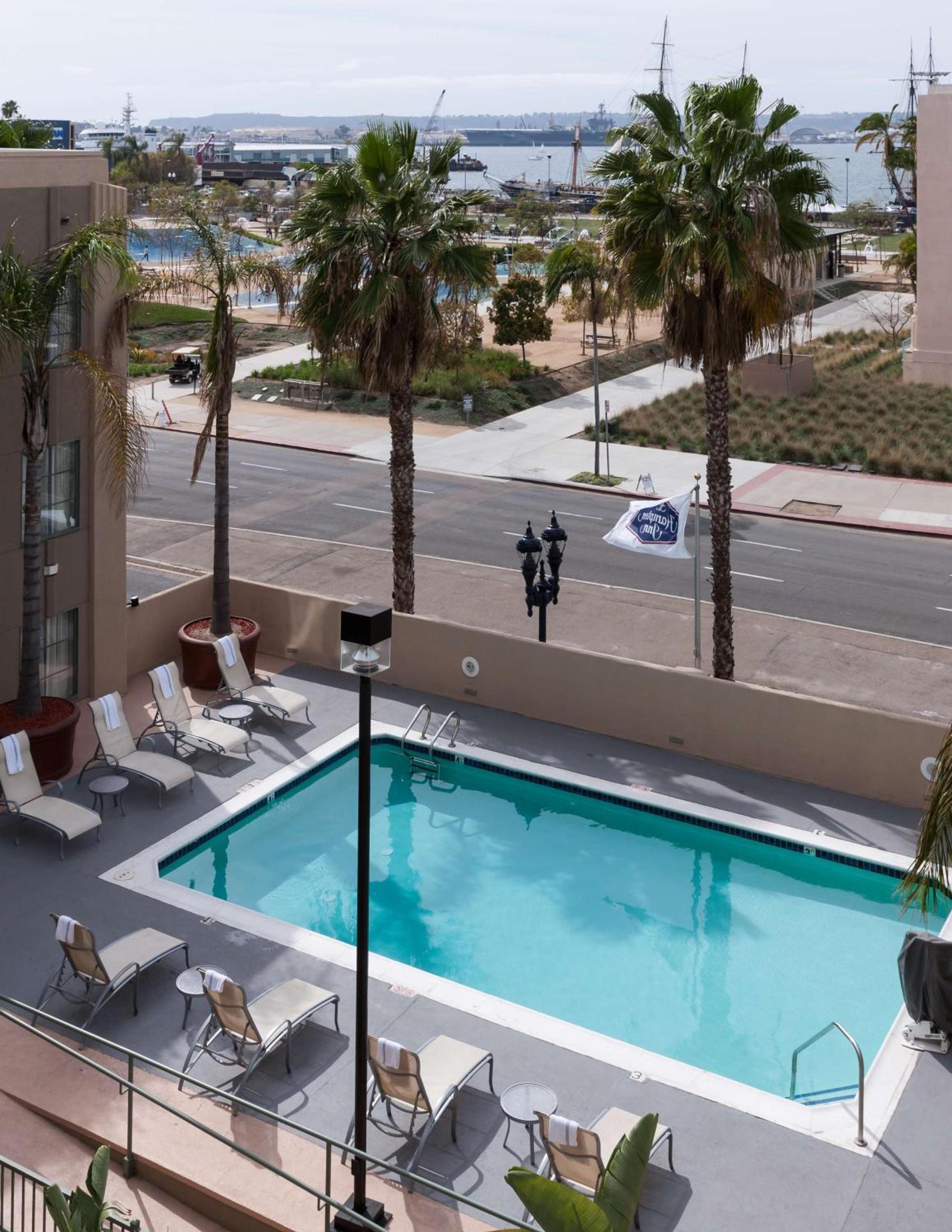 Hampton Inn San Diego Downtown photo 11