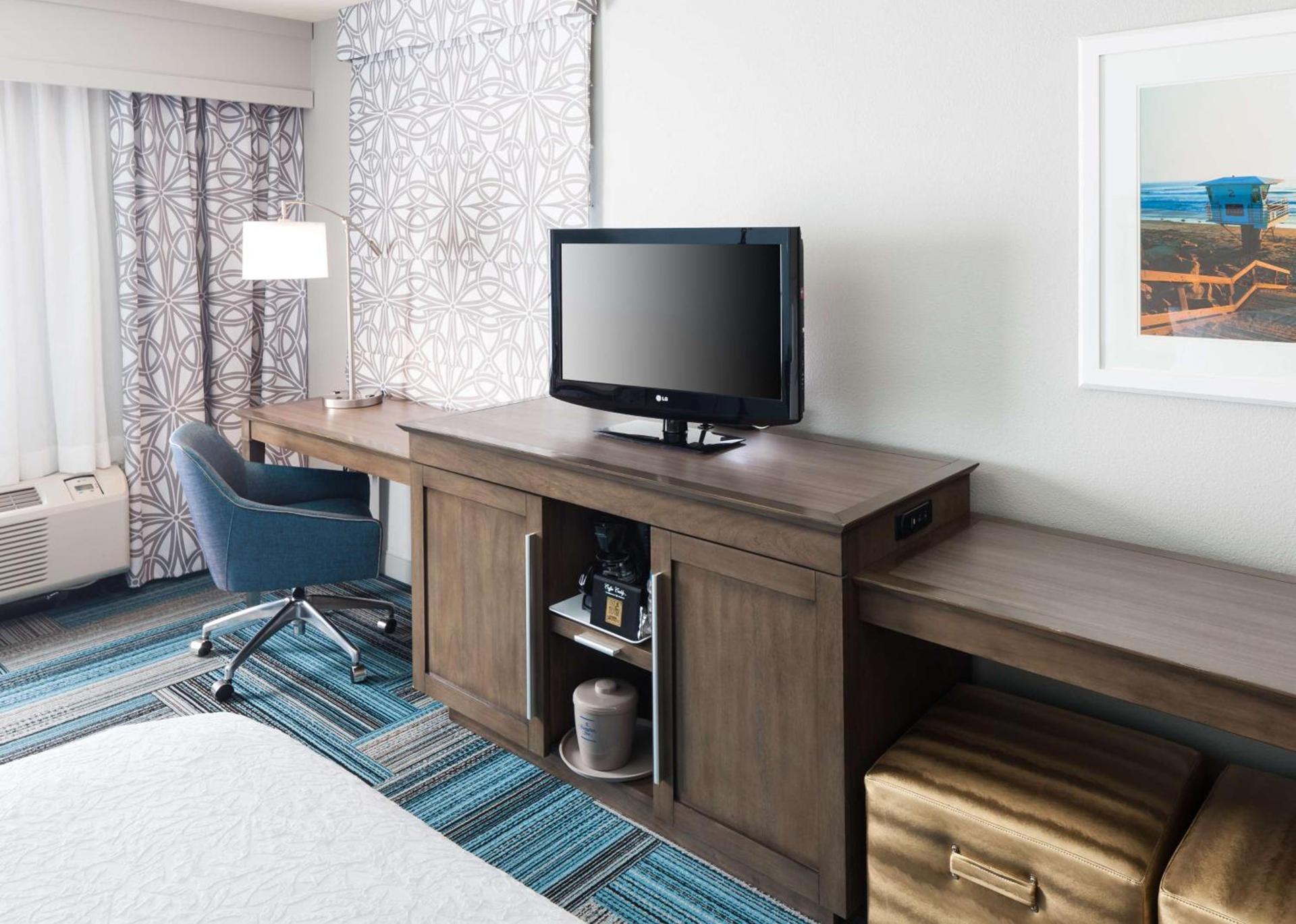 Hampton Inn San Diego Downtown photo 21