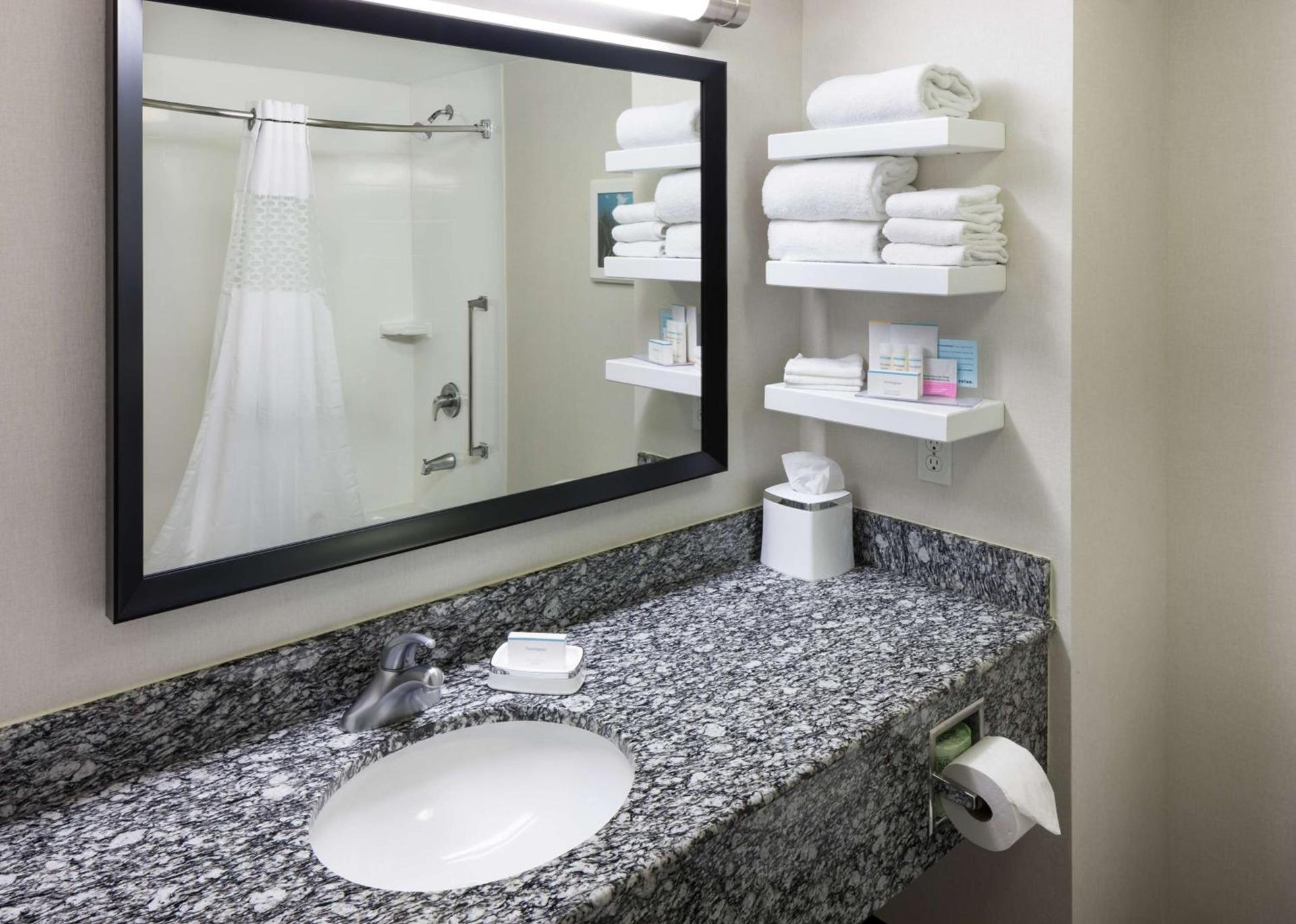 Hampton Inn San Diego Downtown photo 24