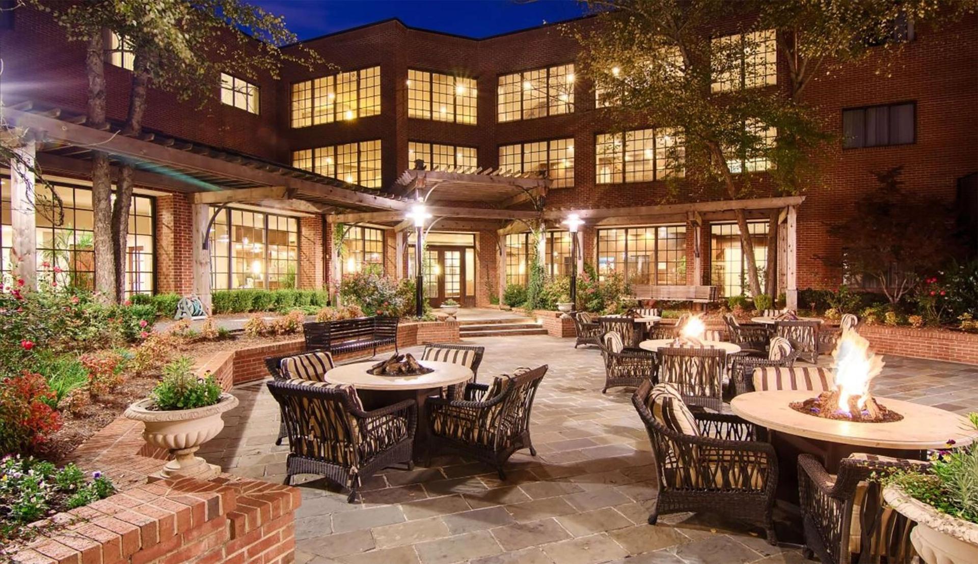 DoubleTree Suites by Hilton Charlotte/SouthPark photo 39
