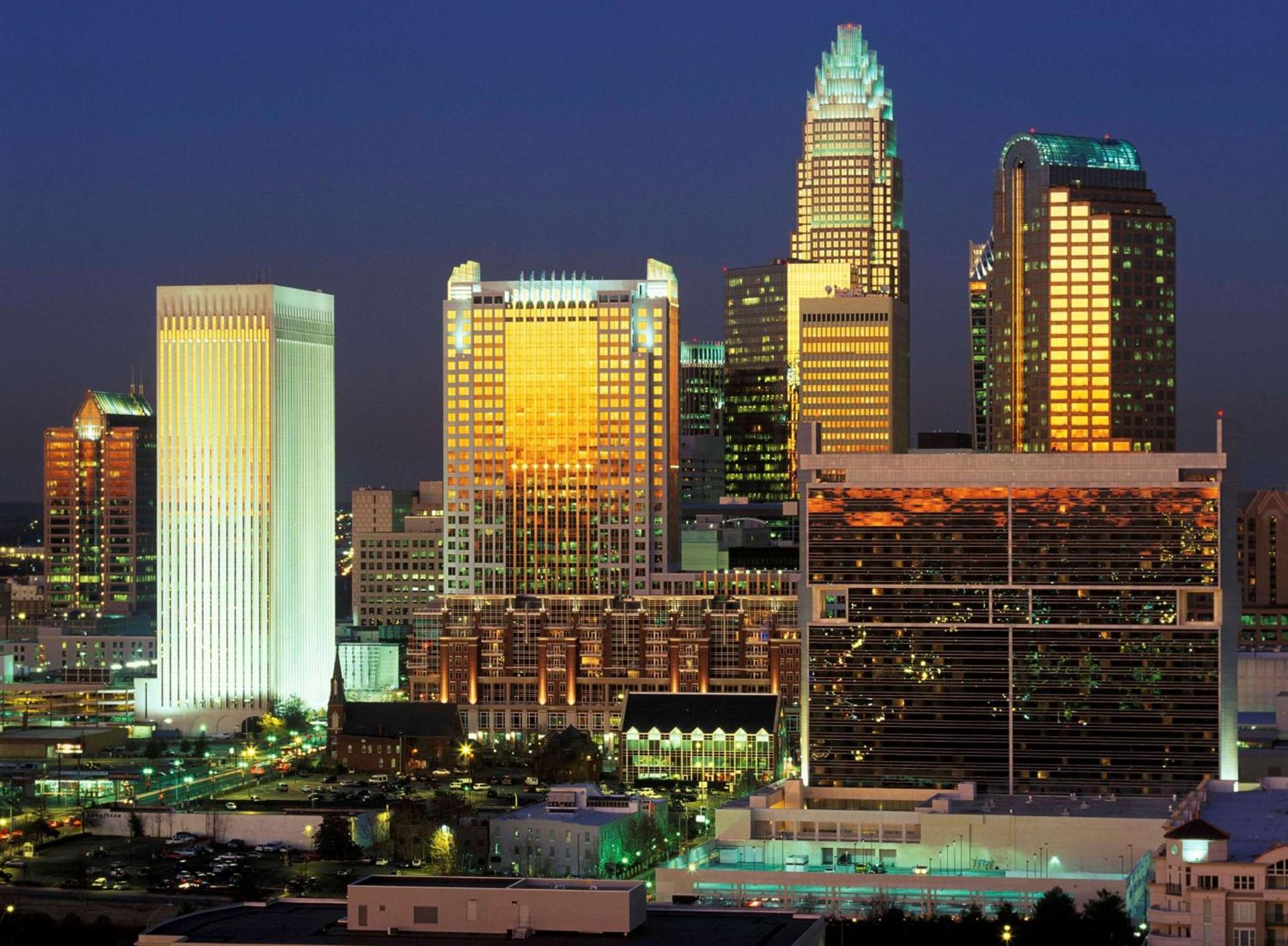 DoubleTree Suites by Hilton Charlotte/SouthPark photo 44