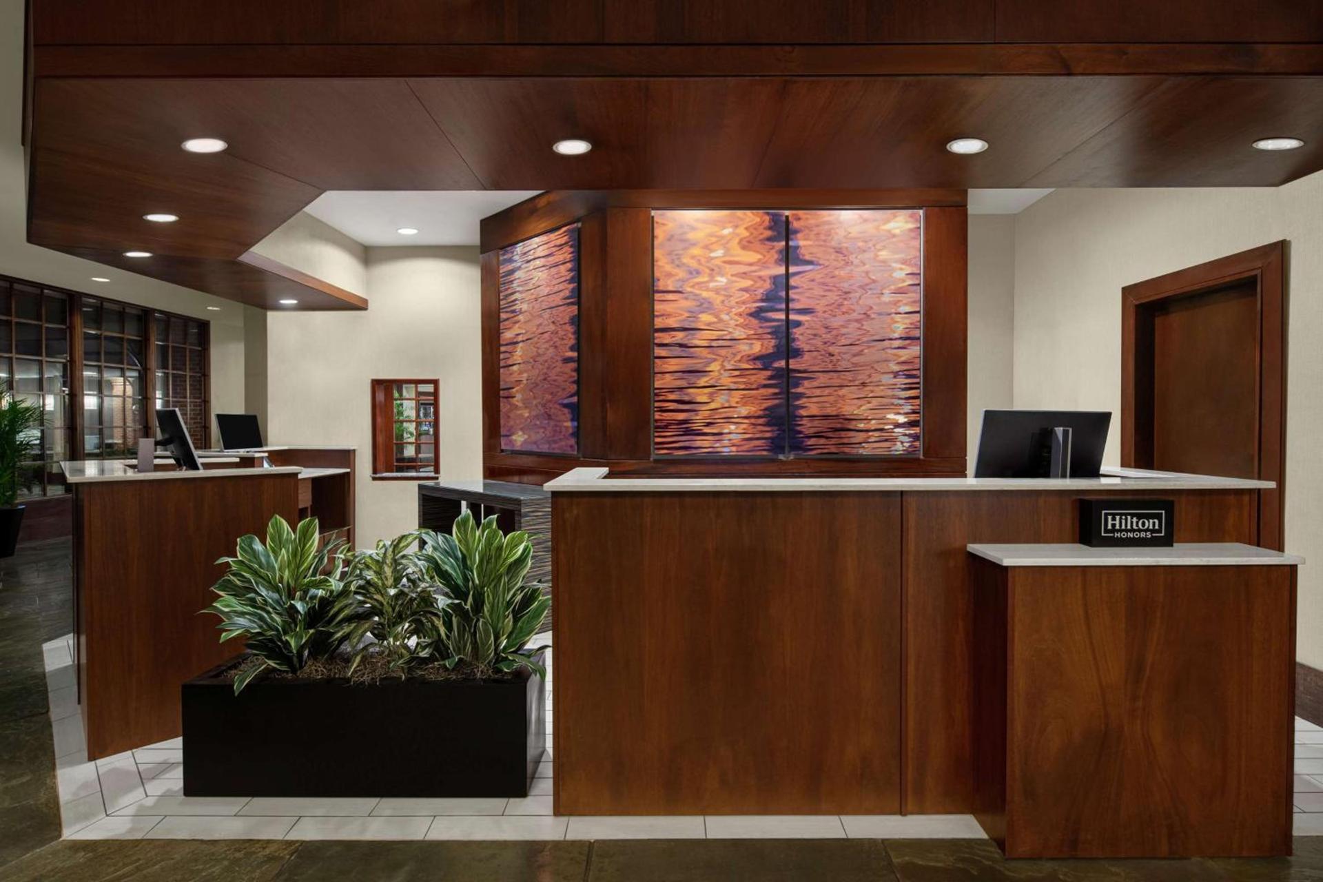 DoubleTree Suites by Hilton Charlotte/SouthPark photo 5