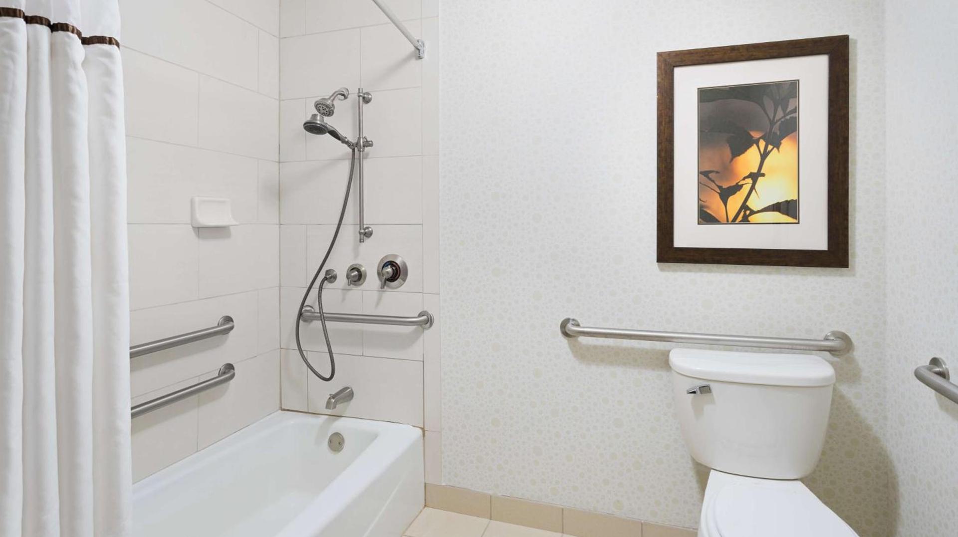 DoubleTree Suites by Hilton Charlotte/SouthPark photo 24