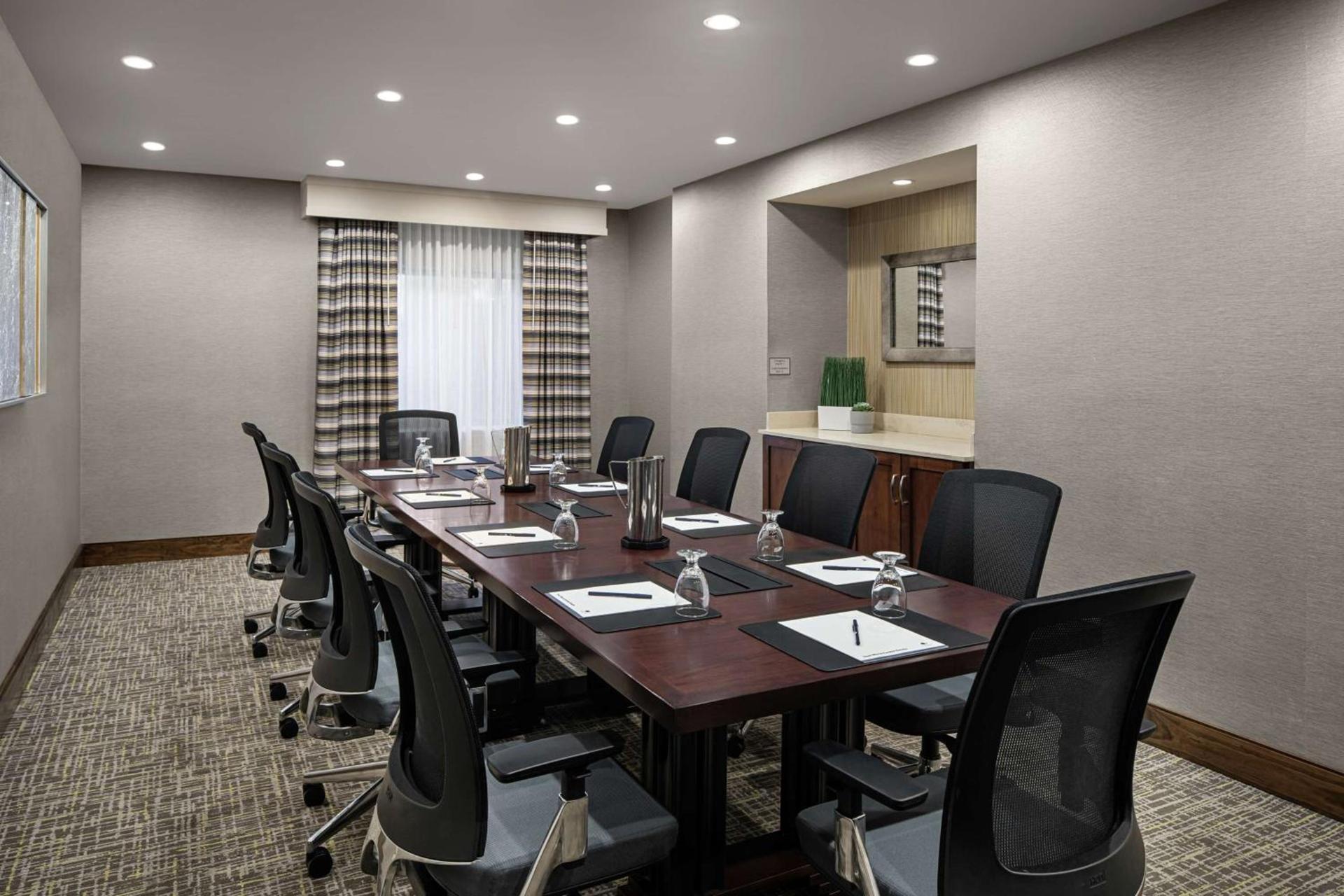 DoubleTree Suites by Hilton Charlotte/SouthPark photo 31