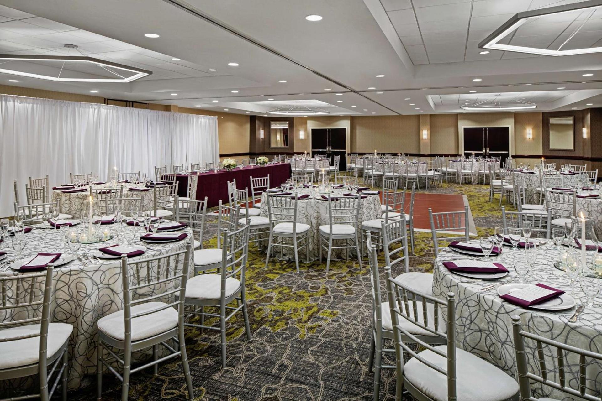 DoubleTree Suites by Hilton Charlotte/SouthPark photo 36