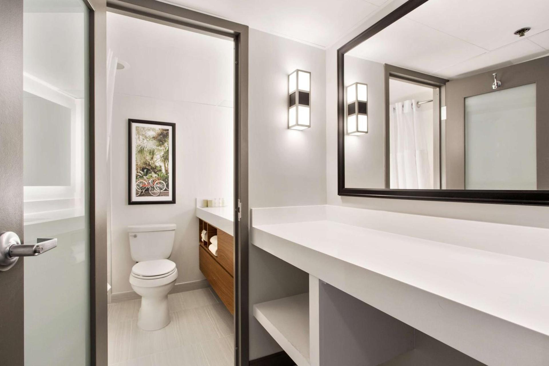 DoubleTree by Hilton New Orleans photo 17