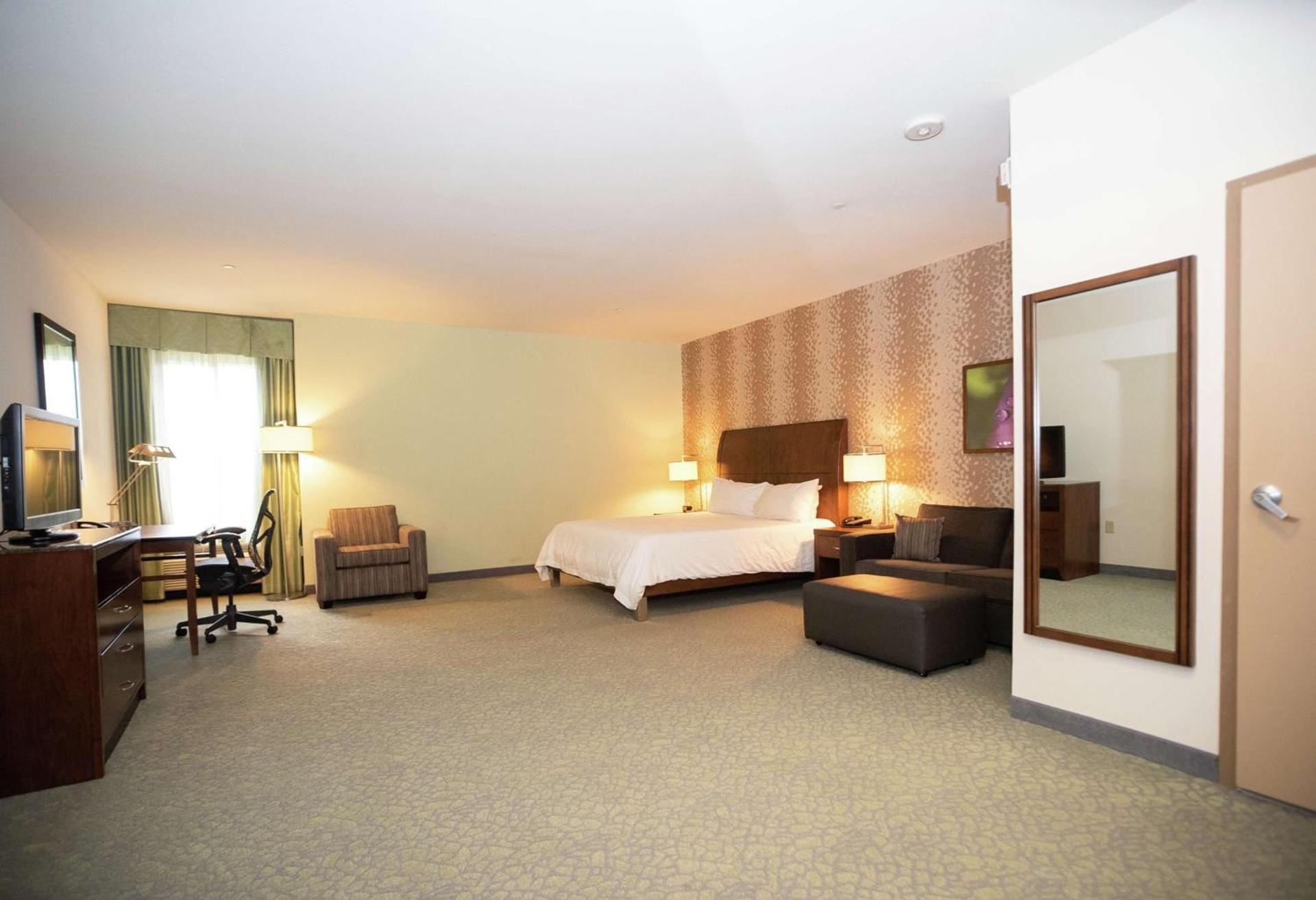 Hilton Garden Inn Covington/Mandeville photo 17