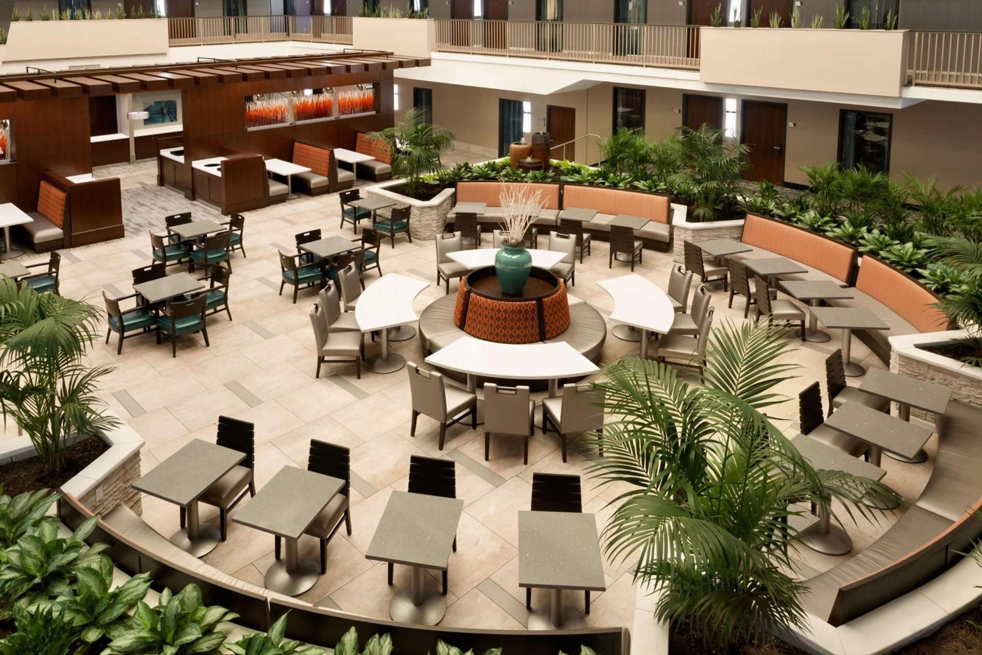Embassy Suites by Hilton Atlanta Airport photo 15