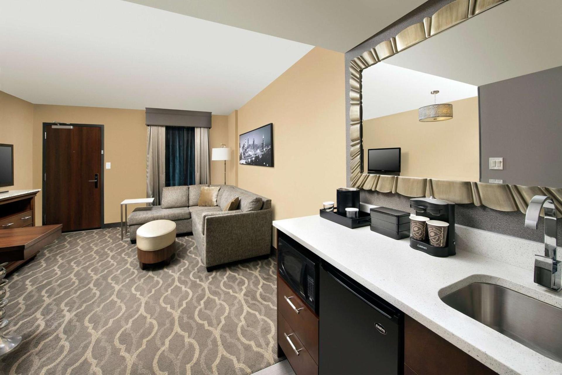 Embassy Suites by Hilton Atlanta Airport photo 33