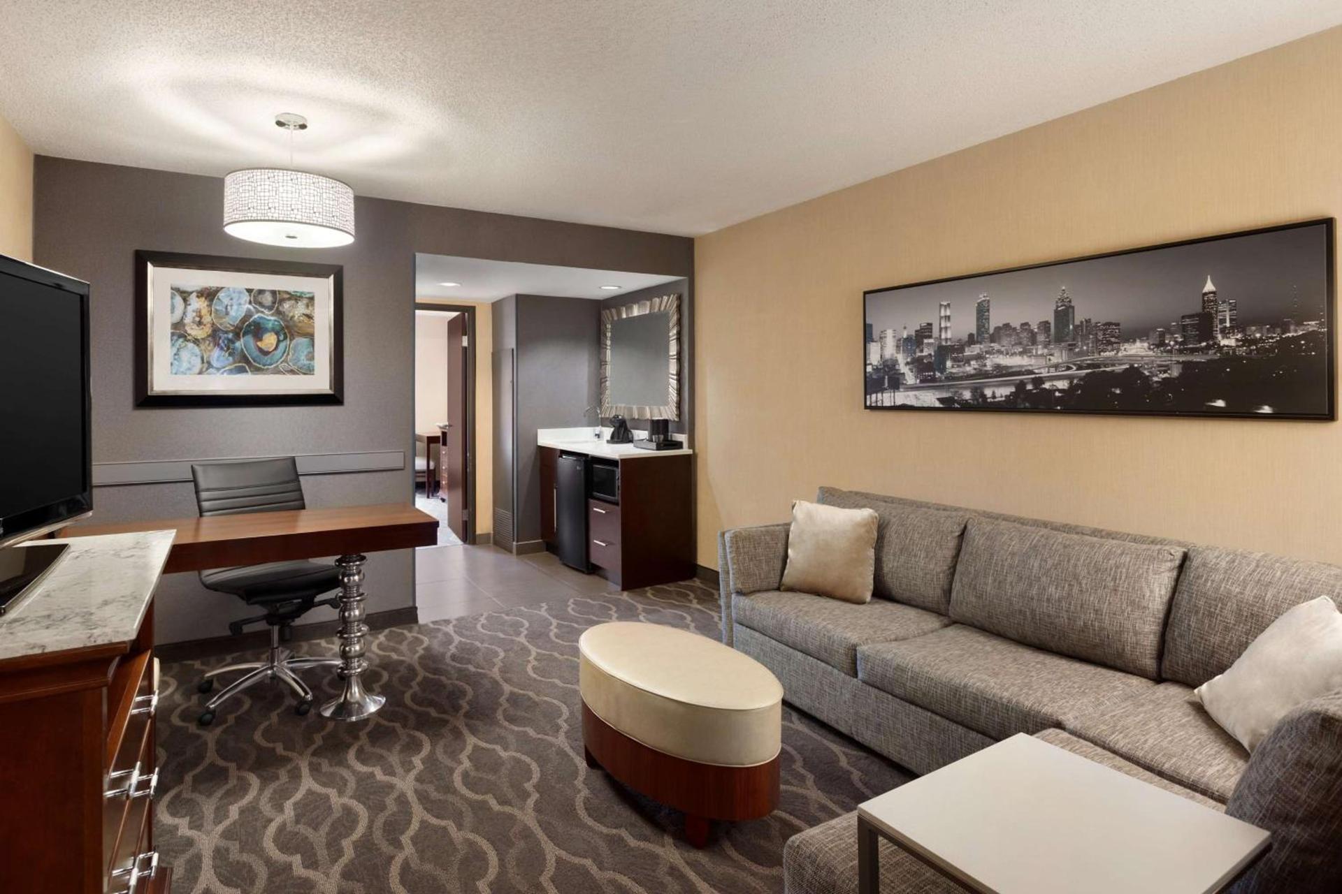 Embassy Suites by Hilton Atlanta Airport photo 26