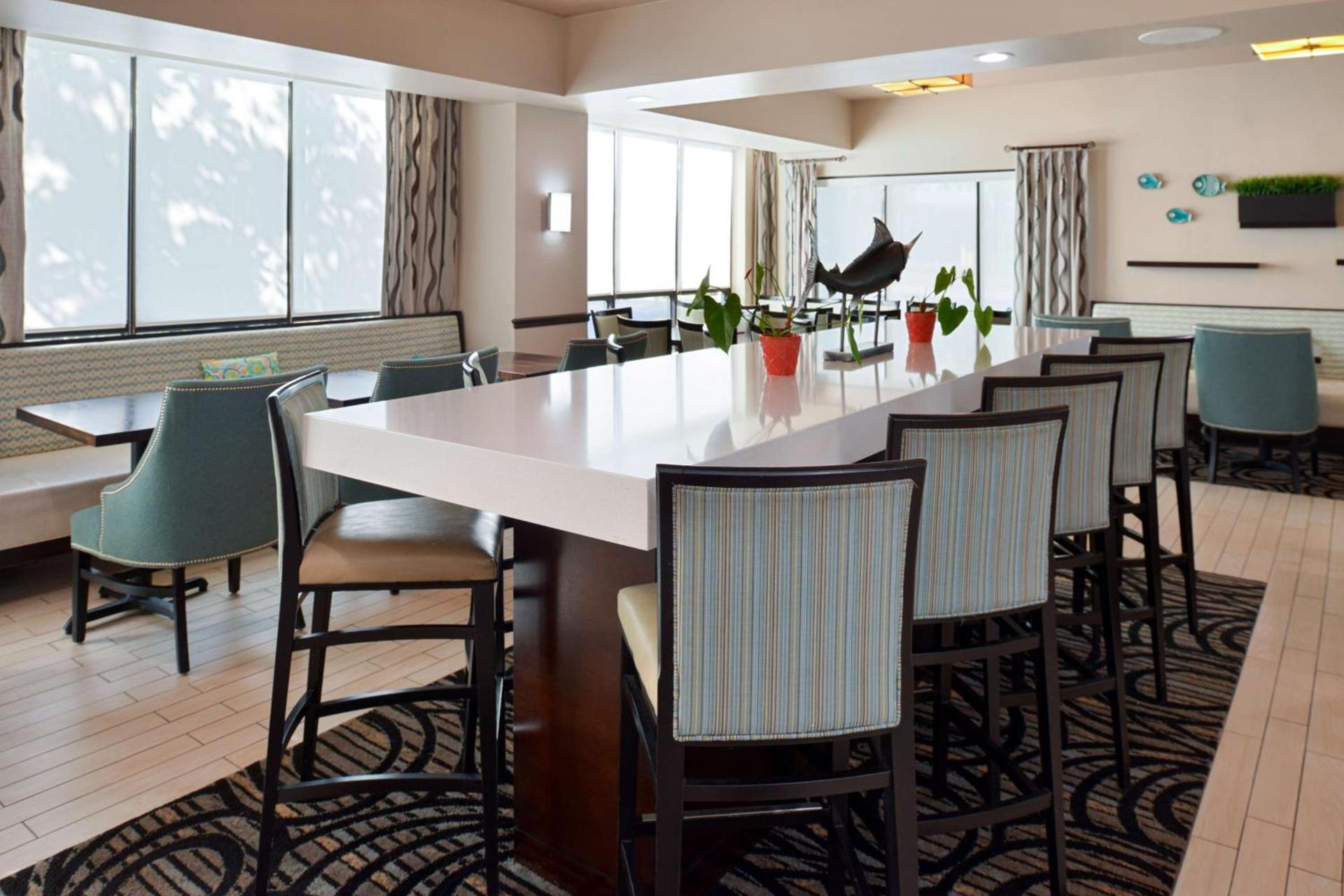 Hampton Inn Vero Beach Outlets photo 10