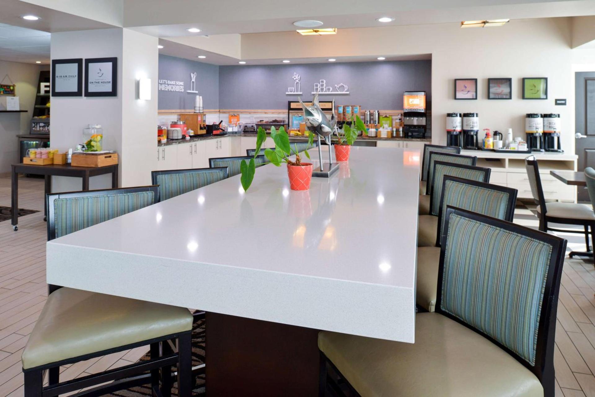 Hampton Inn Vero Beach Outlets photo 13
