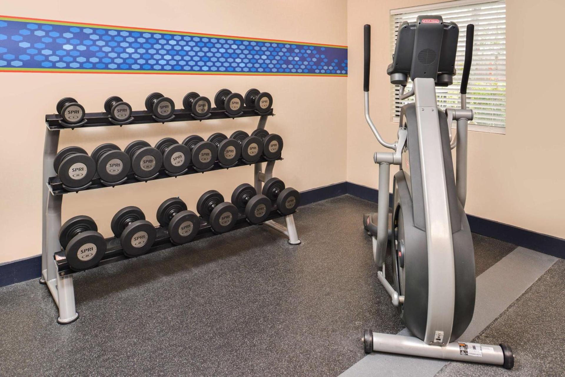 Hampton Inn Vero Beach Outlets photo 17