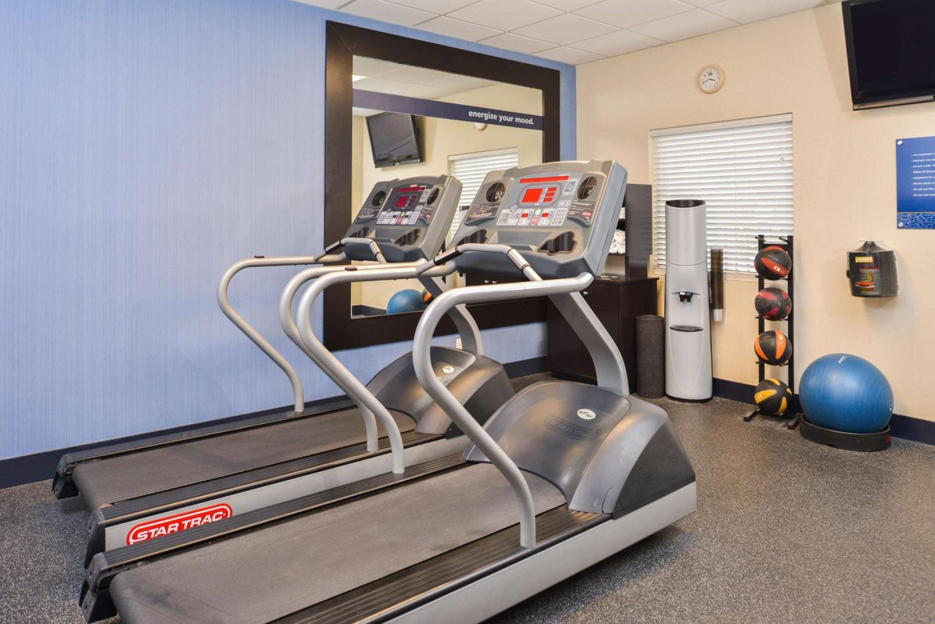 Hampton Inn Vero Beach Outlets photo 34