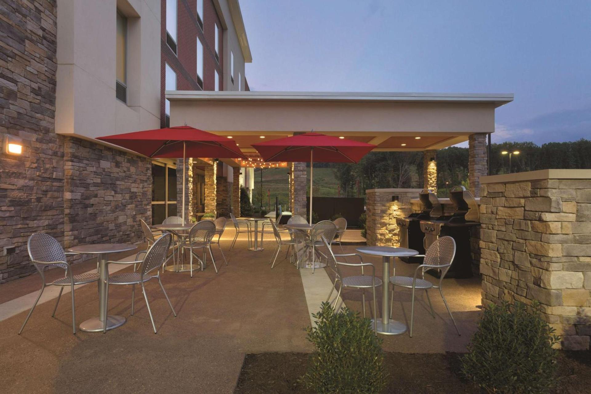 Home2Suites Pittsburgh Cranberry photo 9