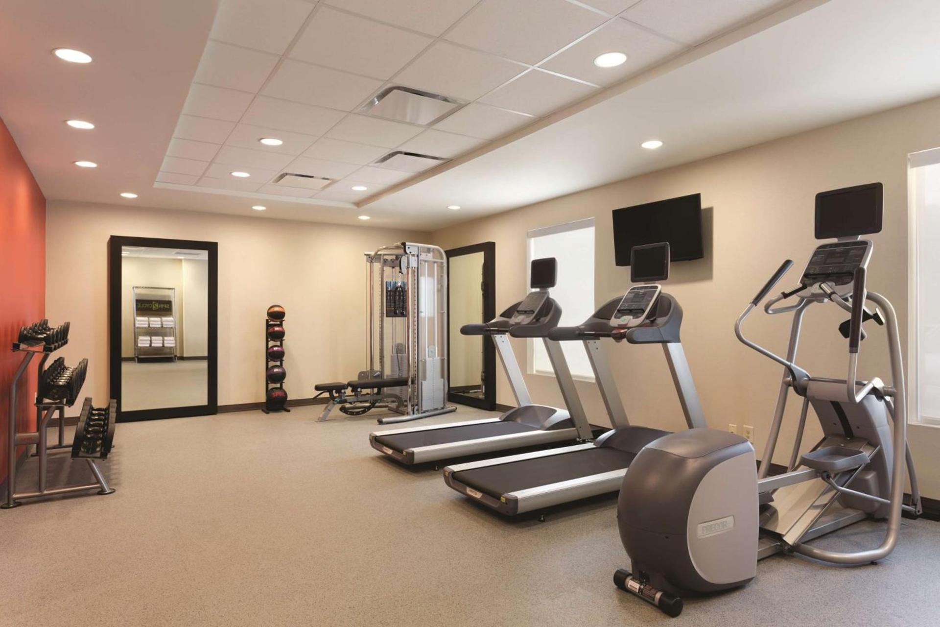 Home2Suites Pittsburgh Cranberry photo 12